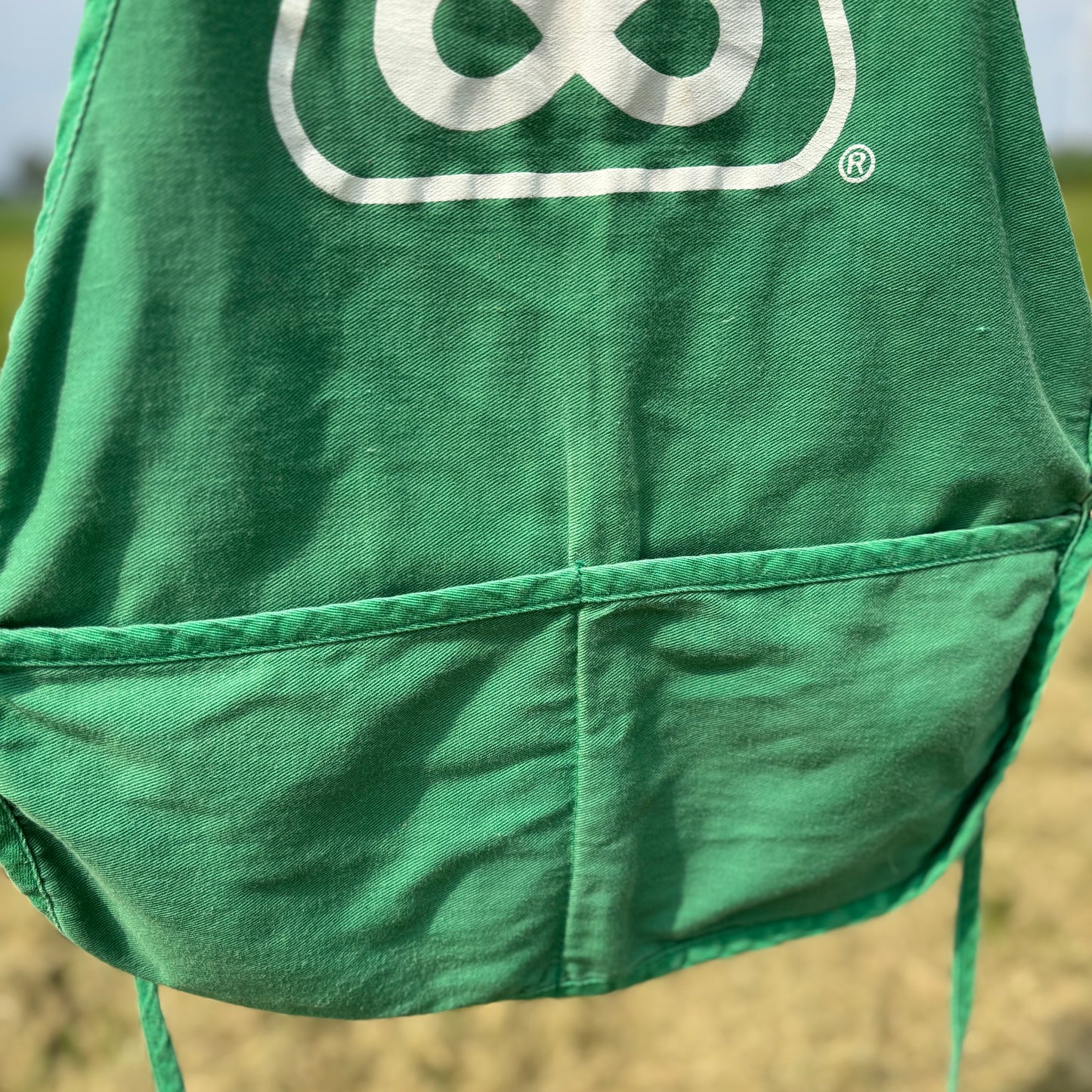 Vintage Pioneer Seed Apron 1980s Green Farm Advertising Apron USA Agricultural Workwear Farmer Garden Utility Apron Midwest