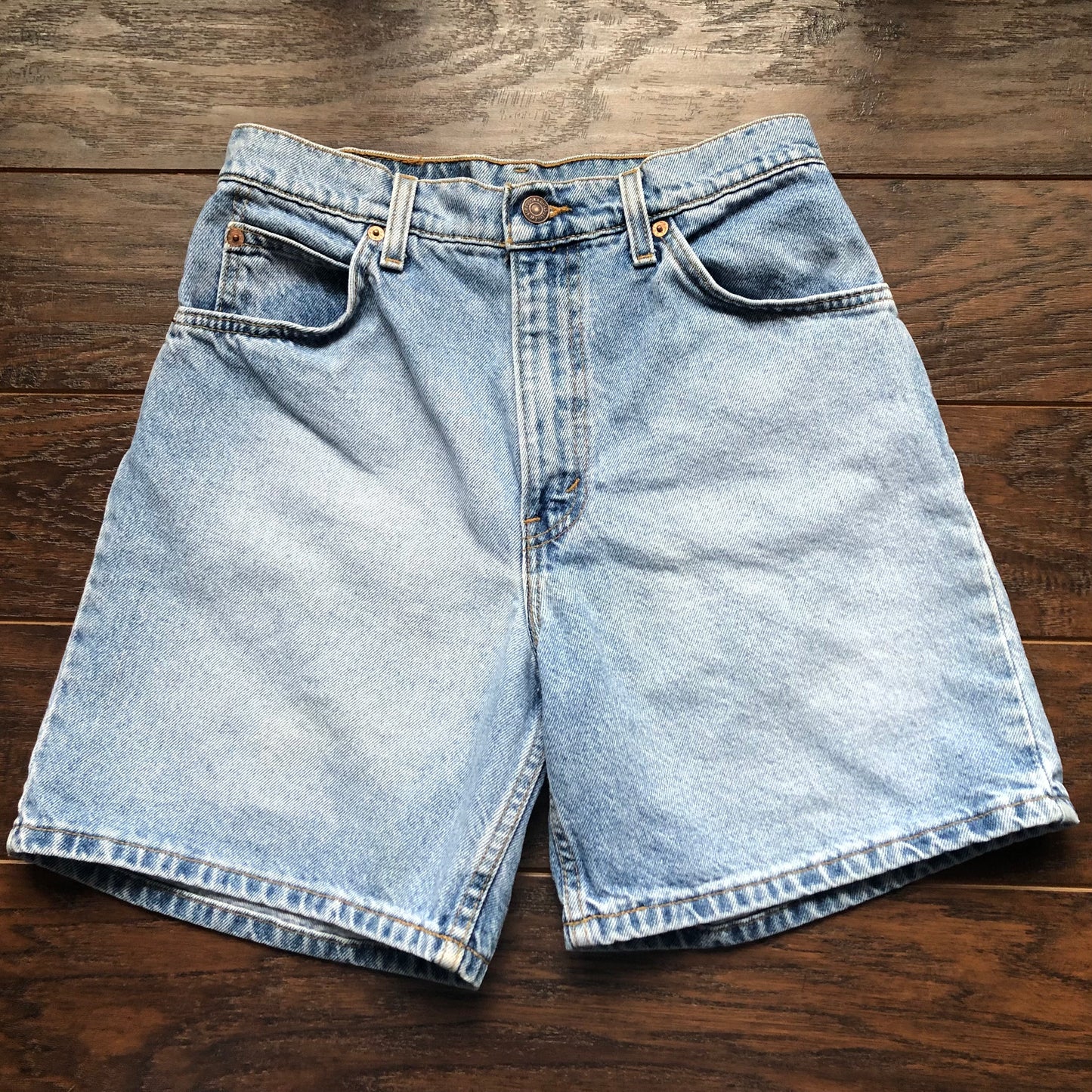 80’s/90’s Vintage Women’s 951 Orange Tab Levi’s Relaxed Fit Denim Shorts | Made in USA