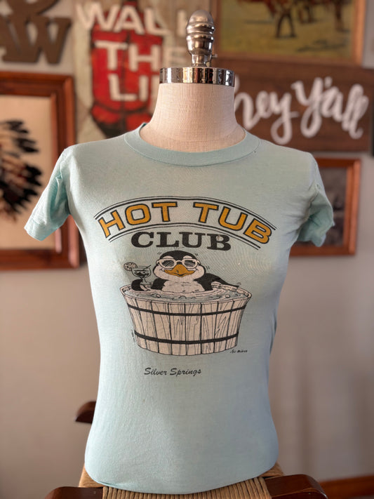 1980’s Vintage Hot Tub Club Penguin T-Shirt Silver Springs Florida Tourist Souvenir Tee