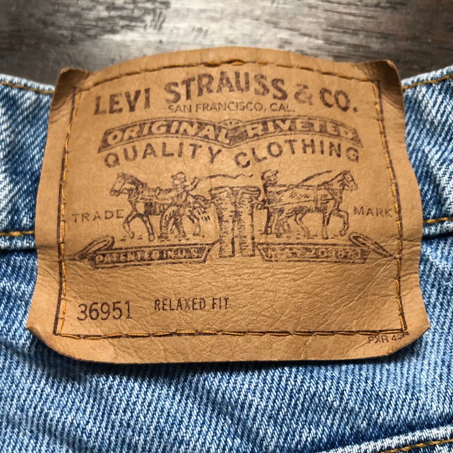 80’s/90’s Vintage Women’s 951 Orange Tab Levi’s Relaxed Fit Denim Shorts | Made in USA