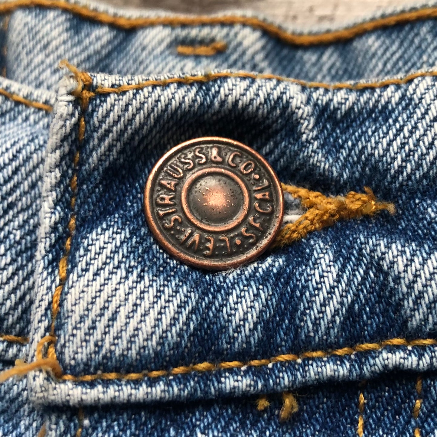 80’s/90’s Vintage Women’s 951 Orange Tab Levi’s Relaxed Fit Denim Shorts | Made in USA