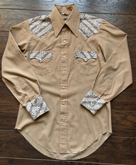 70’s Vintage Western Men’s Rawhide Floral Quilted Yokes and Pearl Snap Buttons