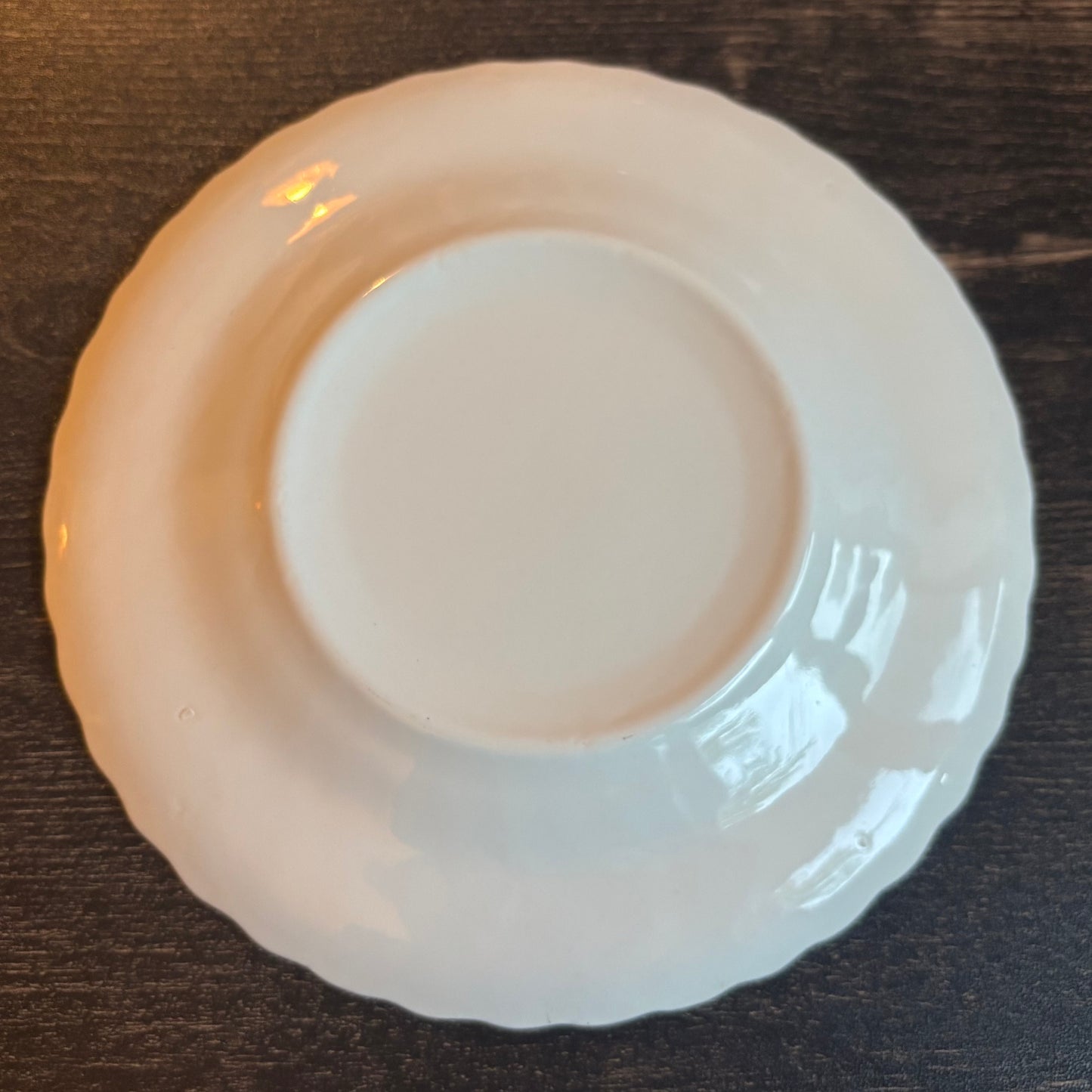 Vintage Turkeyville Michigan USA Souvenir Plate | White Milk Glass Scalloped Dish with Gold Trim | Michigan Travel Memorabilia