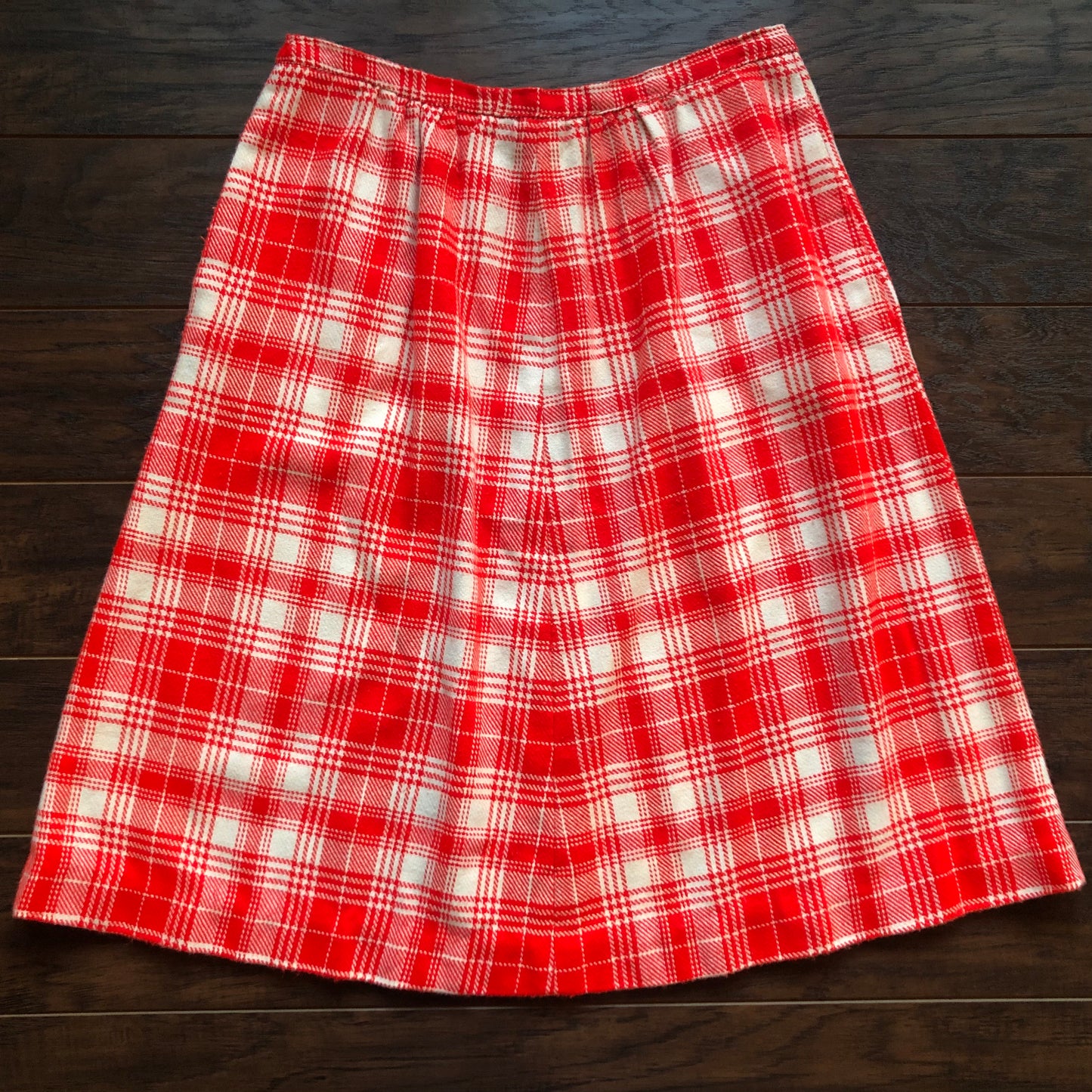 70’s Vintage Women’s 2 Piece Plaid Vest and Skirt