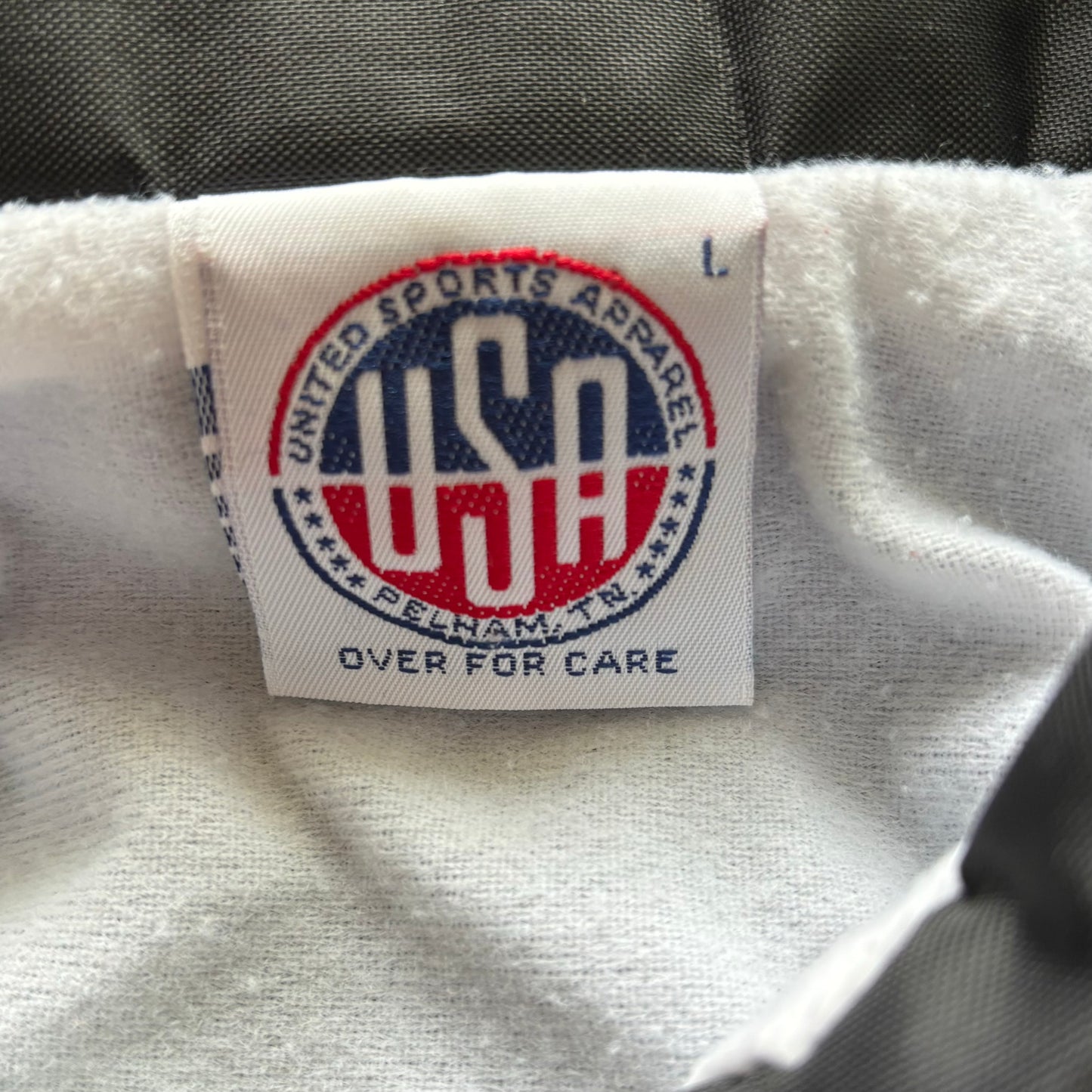 Vintage Oil, Chemical & Atomic Workers International Union Local 7-979 Alma, MI Nylon Wind Breaker Jacket