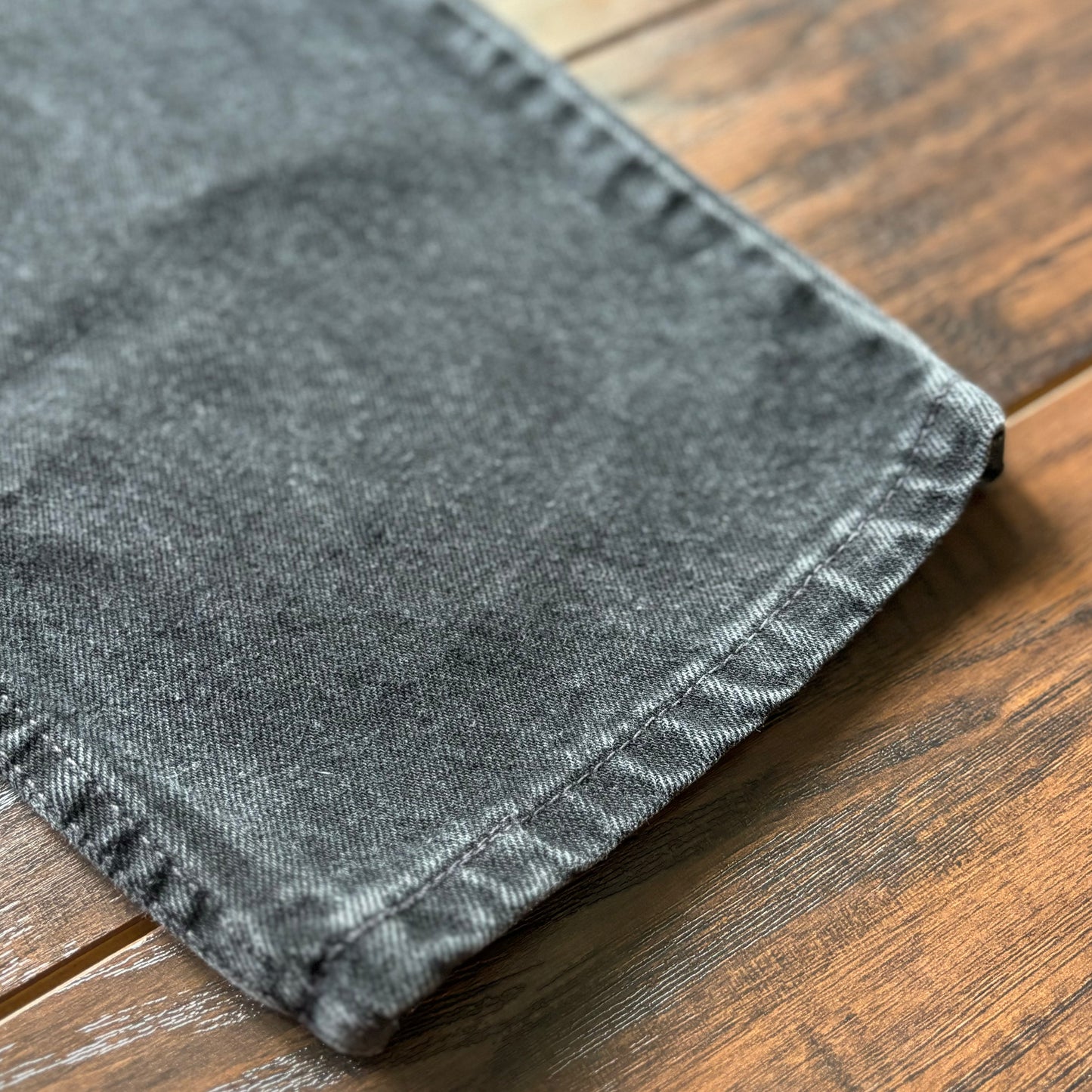 Vintage Western Black Levi’s 550 Orange Tab Jeans with Hand Embroidered Pockets | Made in USA