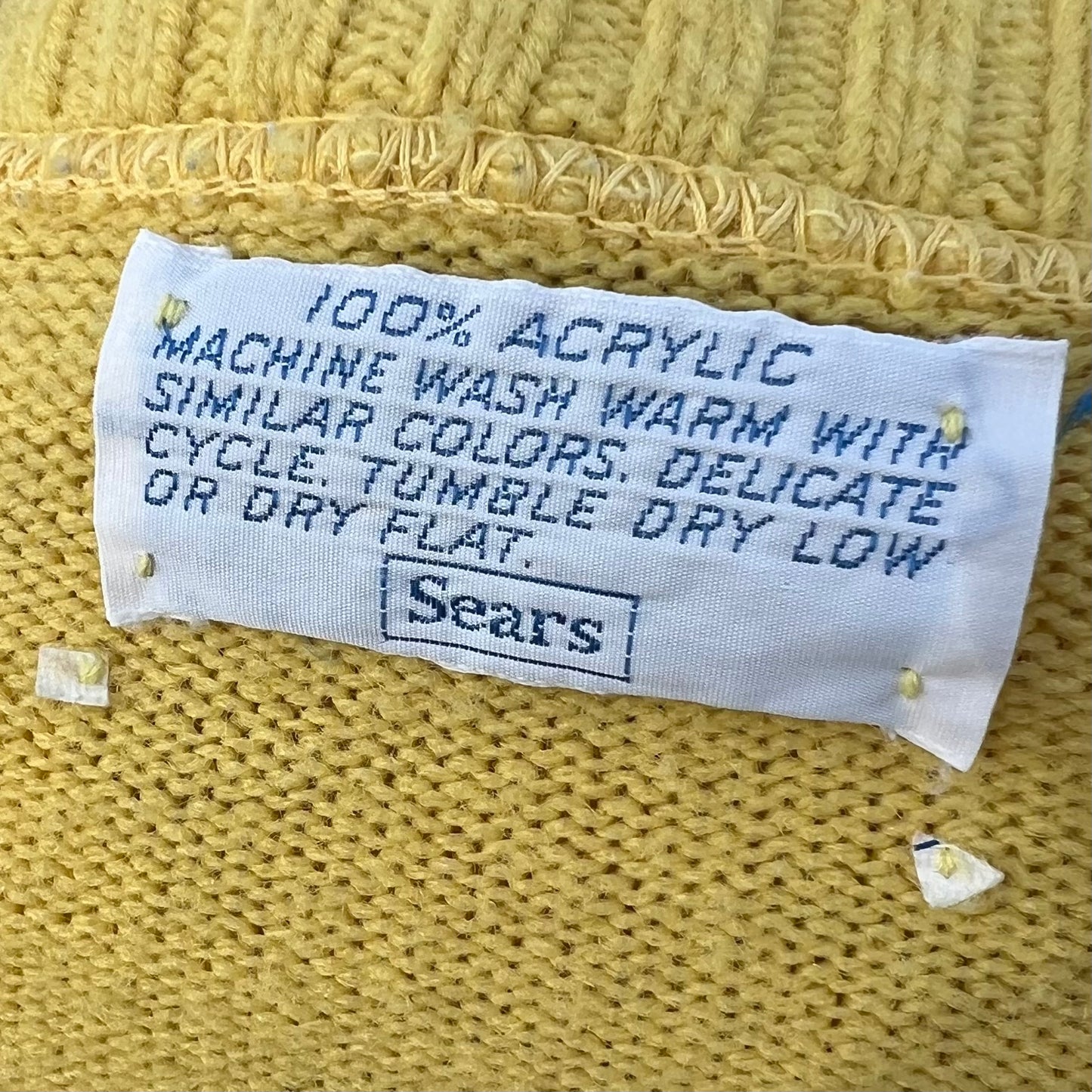 60’s/70’s Vintage Women’s 100% Acrylic Embroidered Initials Pullover Sweater