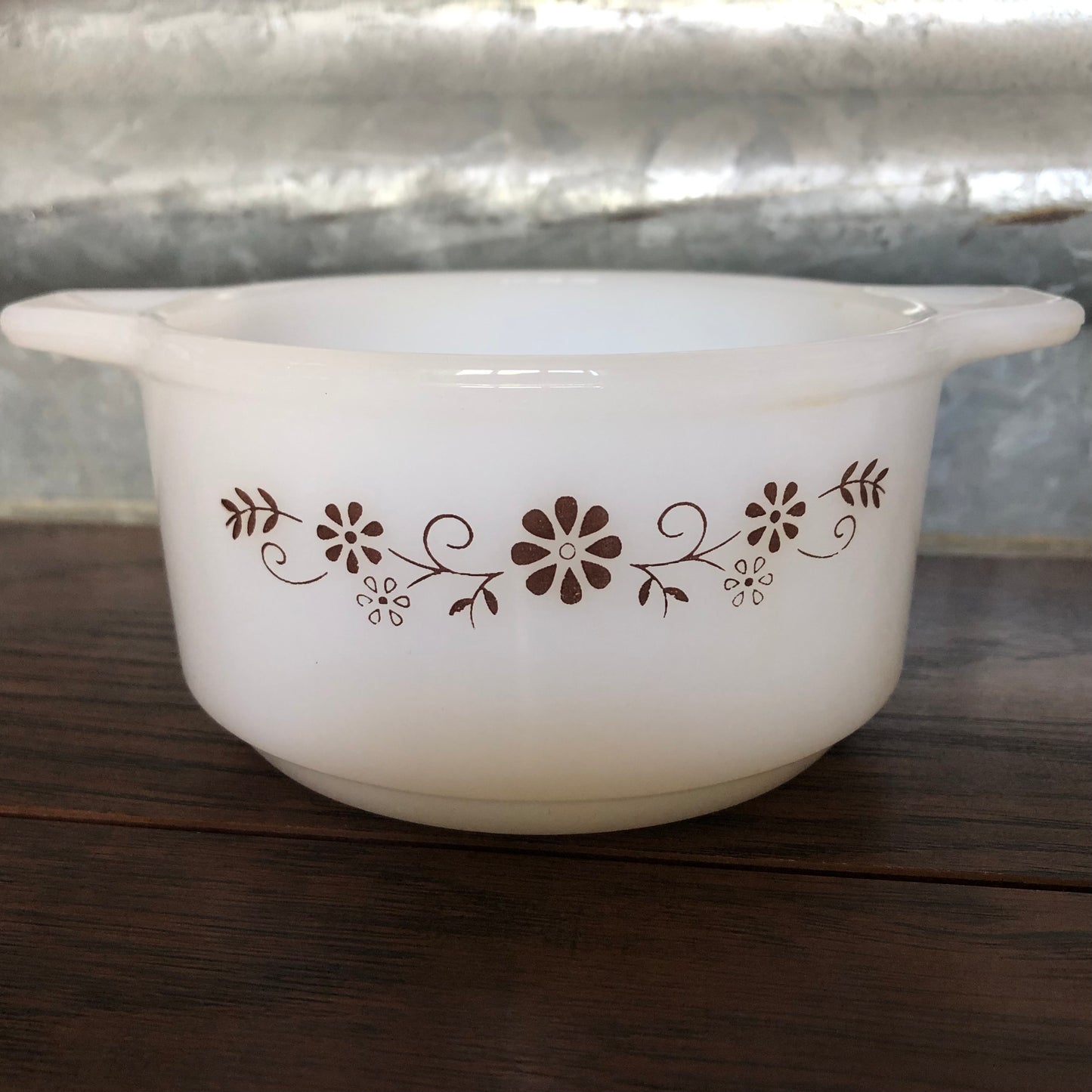 Set Of 2 Vintage Small PYR-O-REY Dynaware Milk Glass Casserole Dish with Brown Daisies