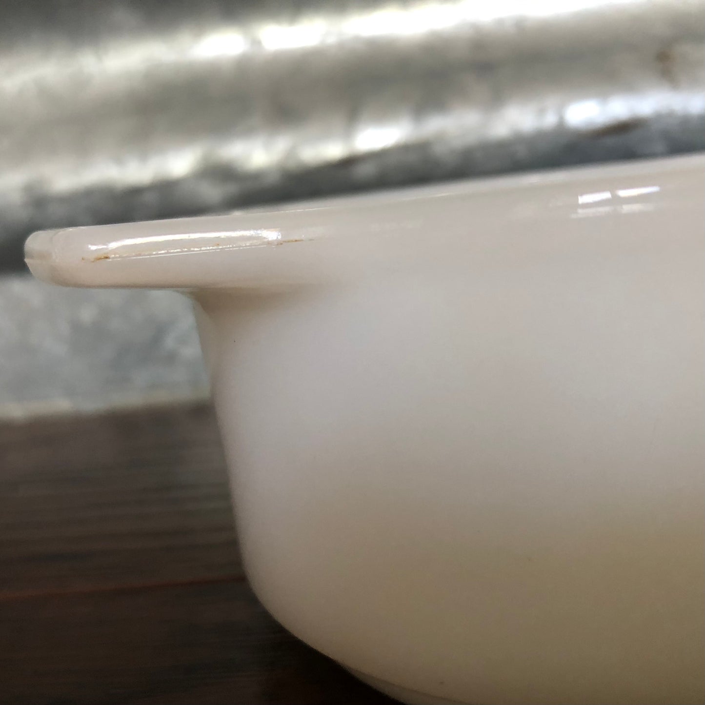 Set Of 2 Vintage Small PYR-O-REY Dynaware Milk Glass Casserole Dish with Brown Daisies