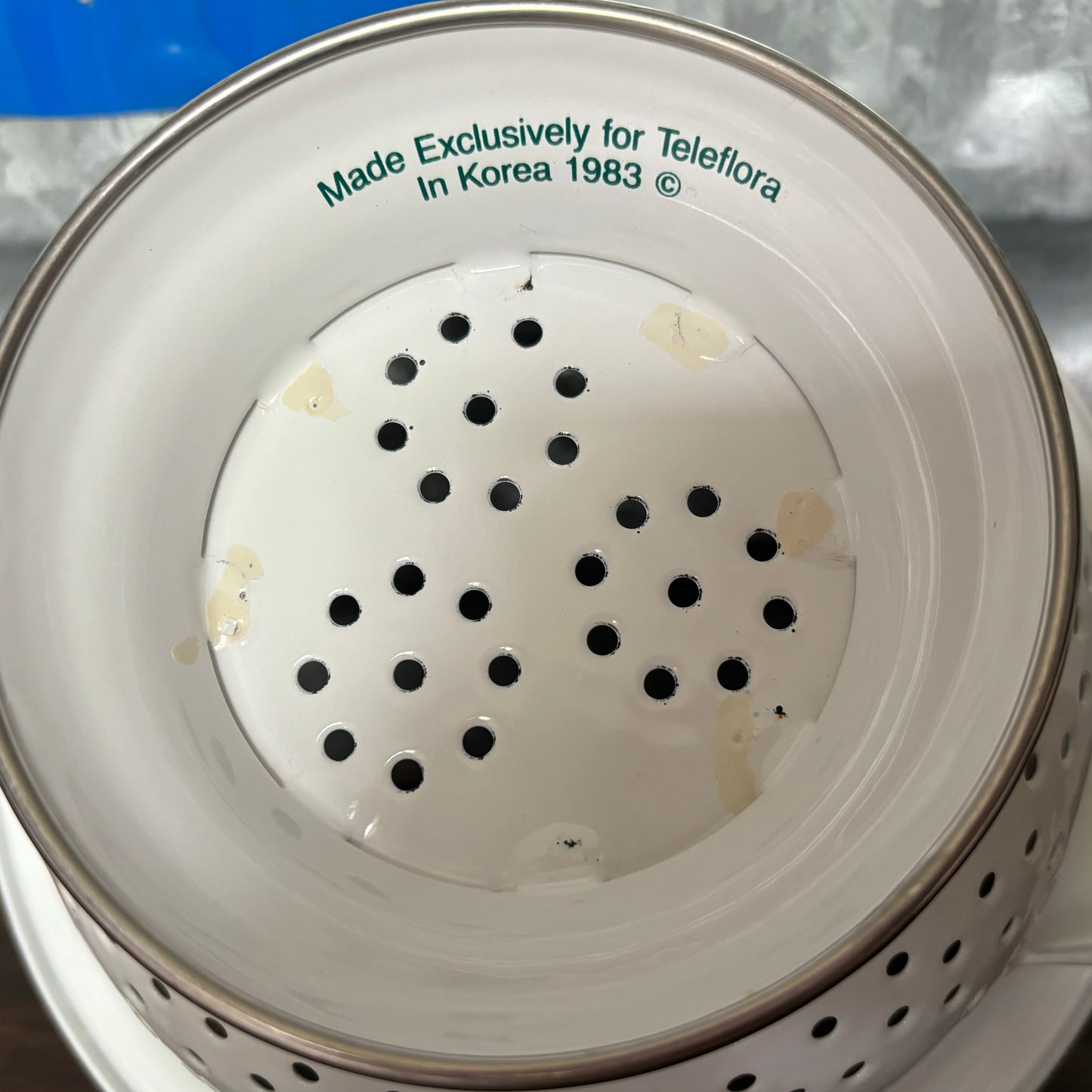 1983 Vintage Teleflora White Enamelware Strawberry Colander | Made in Korea