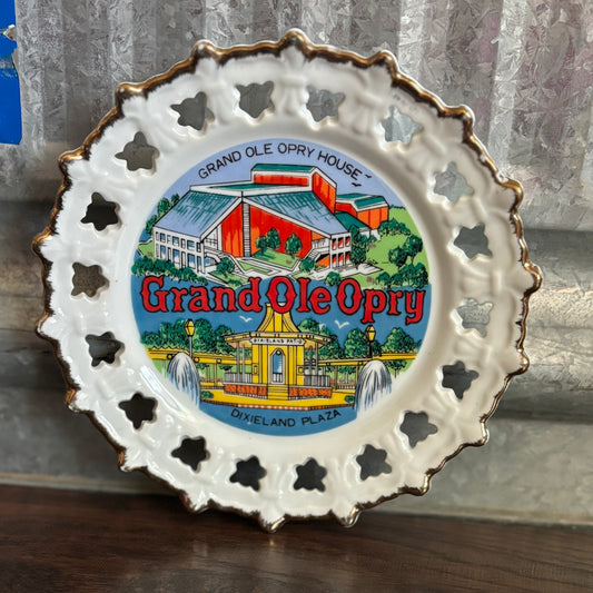 Vintage Grand Ole Opry Souvenir Plate with Gold Trim | SCOTTY-Made in Korea