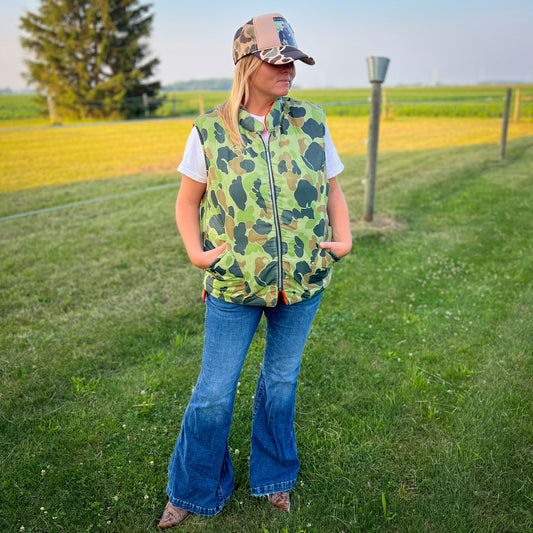 Vintage Men’s American Flex Sportswear Reversible Camouflage and Orange Puffer Vest