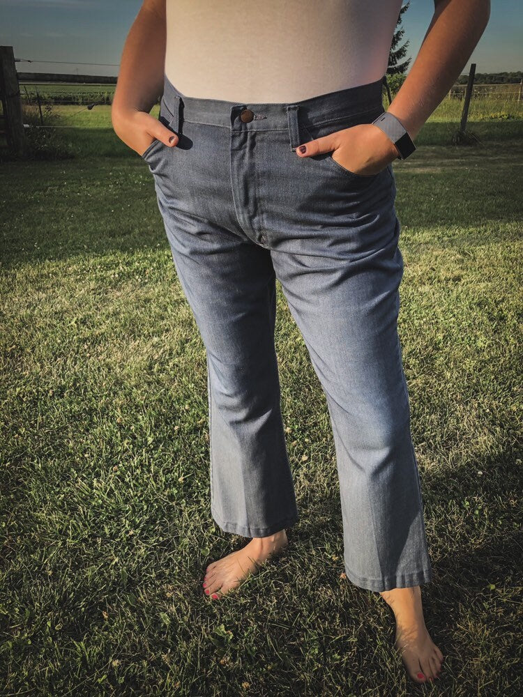 1970’s Vintage Women’s Wrangler Jeans with Purple Stitching and “MOM” Wrote on Inside Pocket