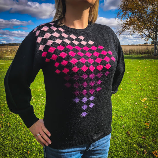 1980's Vintage Women's Exclusively for Lord & Taylor Pullover Sweater