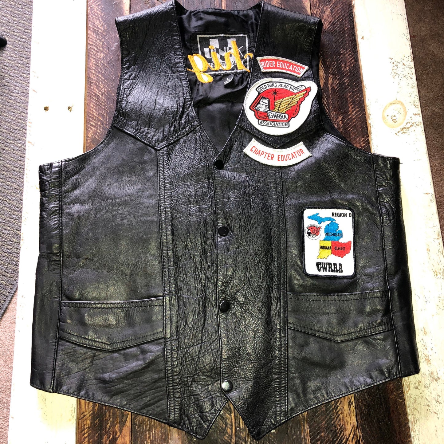 80’s/90’s Vintage Gold Wing Road Riders Association Leather Vest | Michigan