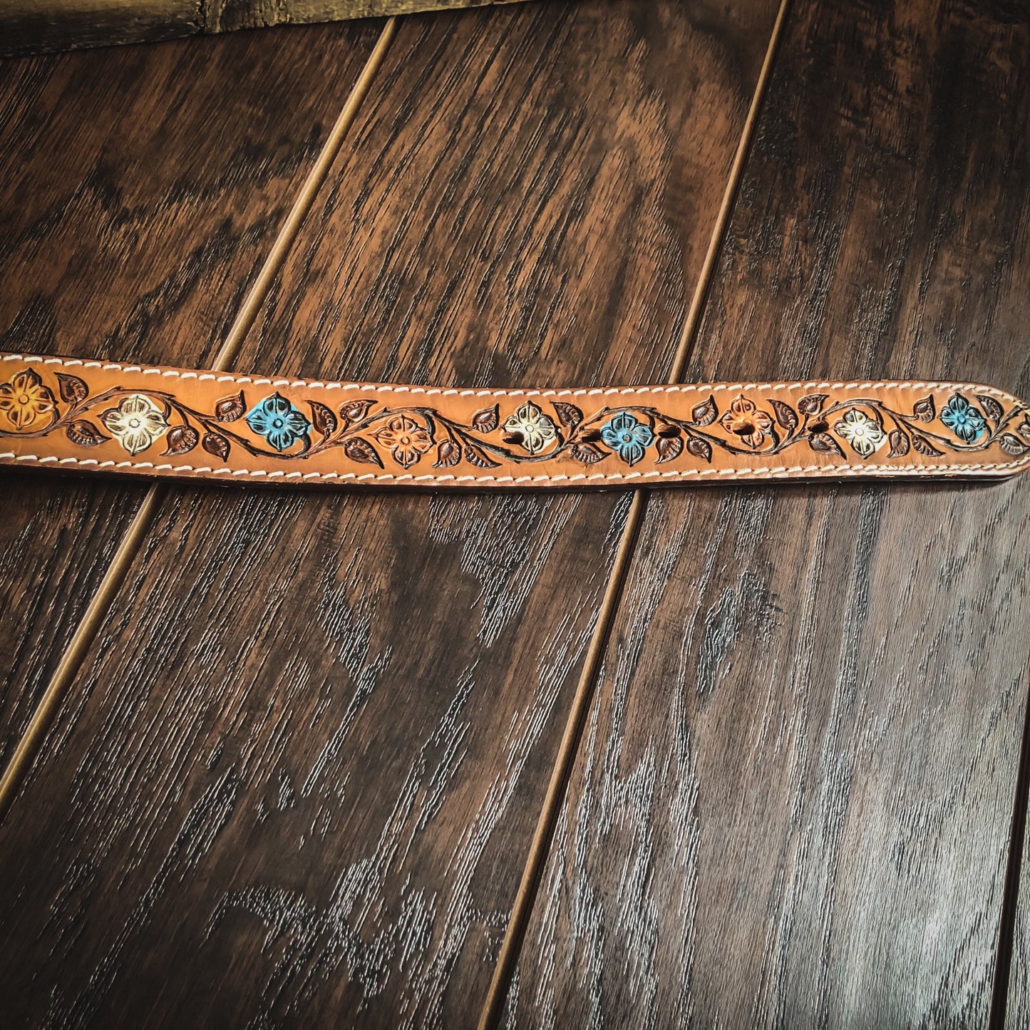 Vintage Western Kids Hand Tooled and Painted Leather Belt | Cathy
