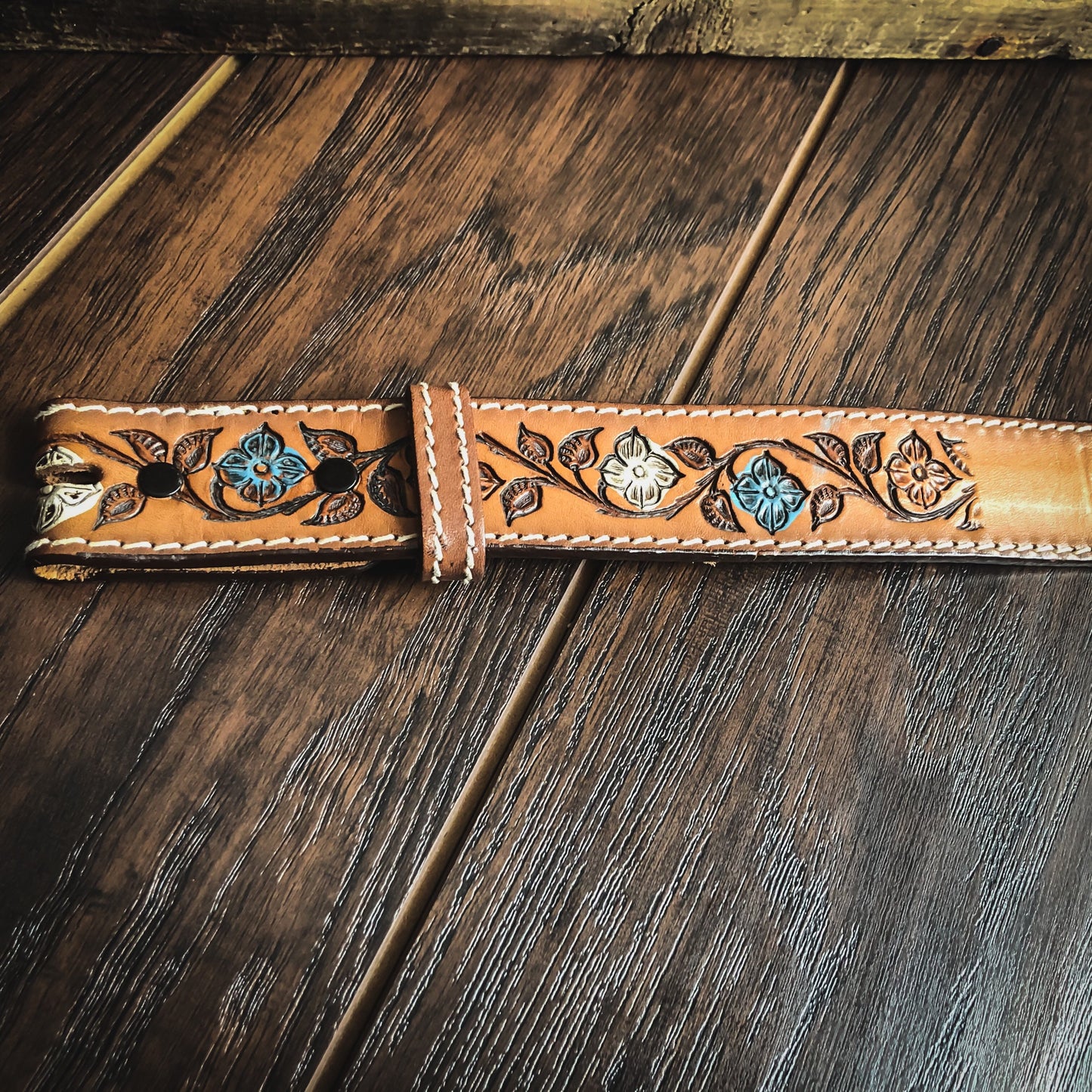 Vintage Western Kids Hand Tooled and Painted Leather Belt | Cathy