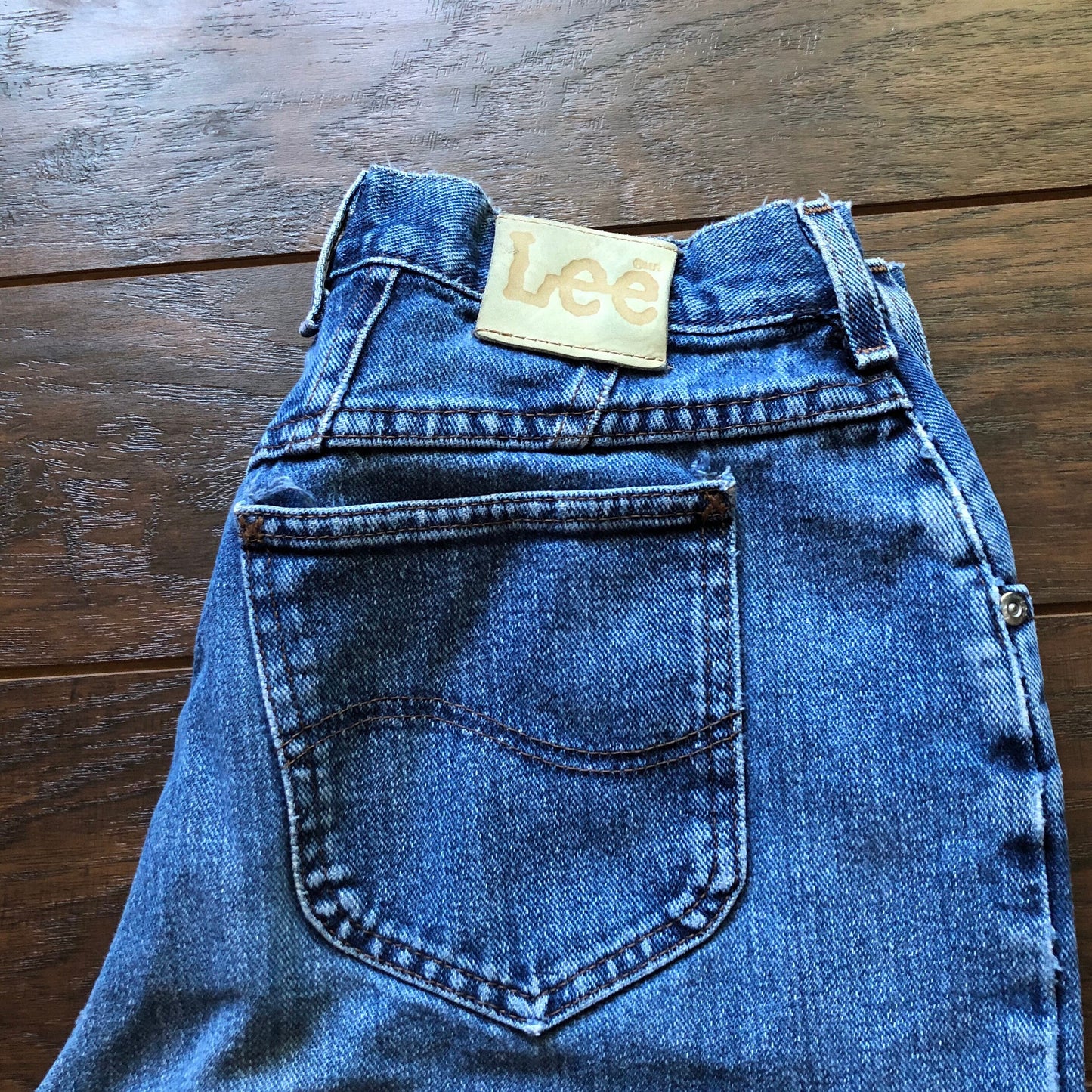 80’s Vintage Women’s Lee High Waisted Tapered “MOM” Jeans | Petite