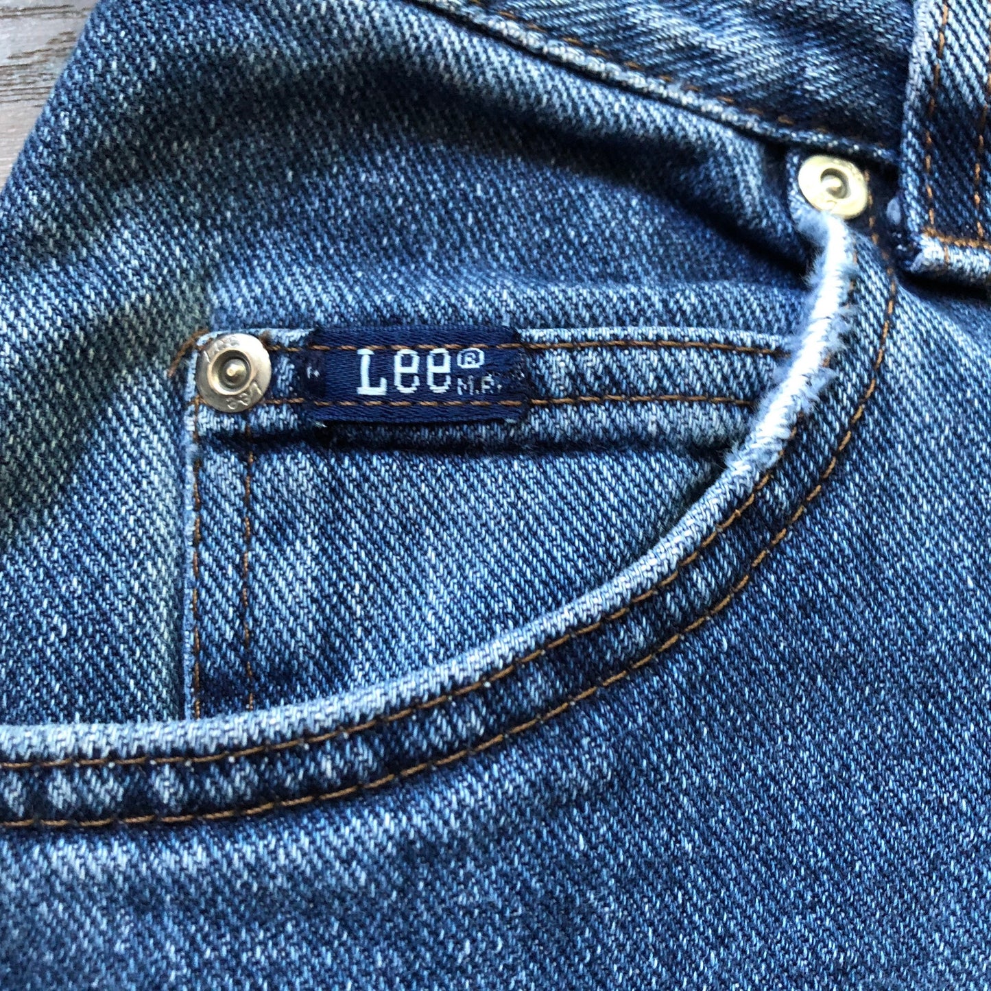 80’s Vintage Women’s Lee High Waisted Tapered “MOM” Jeans | Petite