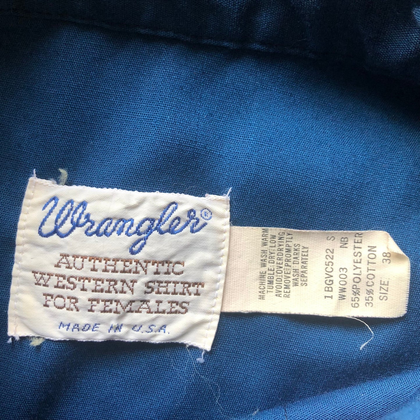 Vintage Western Women’s Wrangler Shirt with Snap Buttons