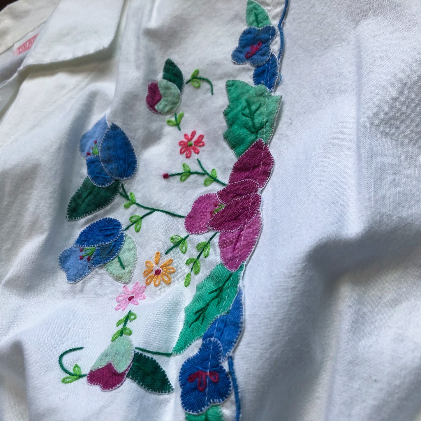 80’s Vintage Women’s Dragon Fly Romper with Flowers |Made in USA