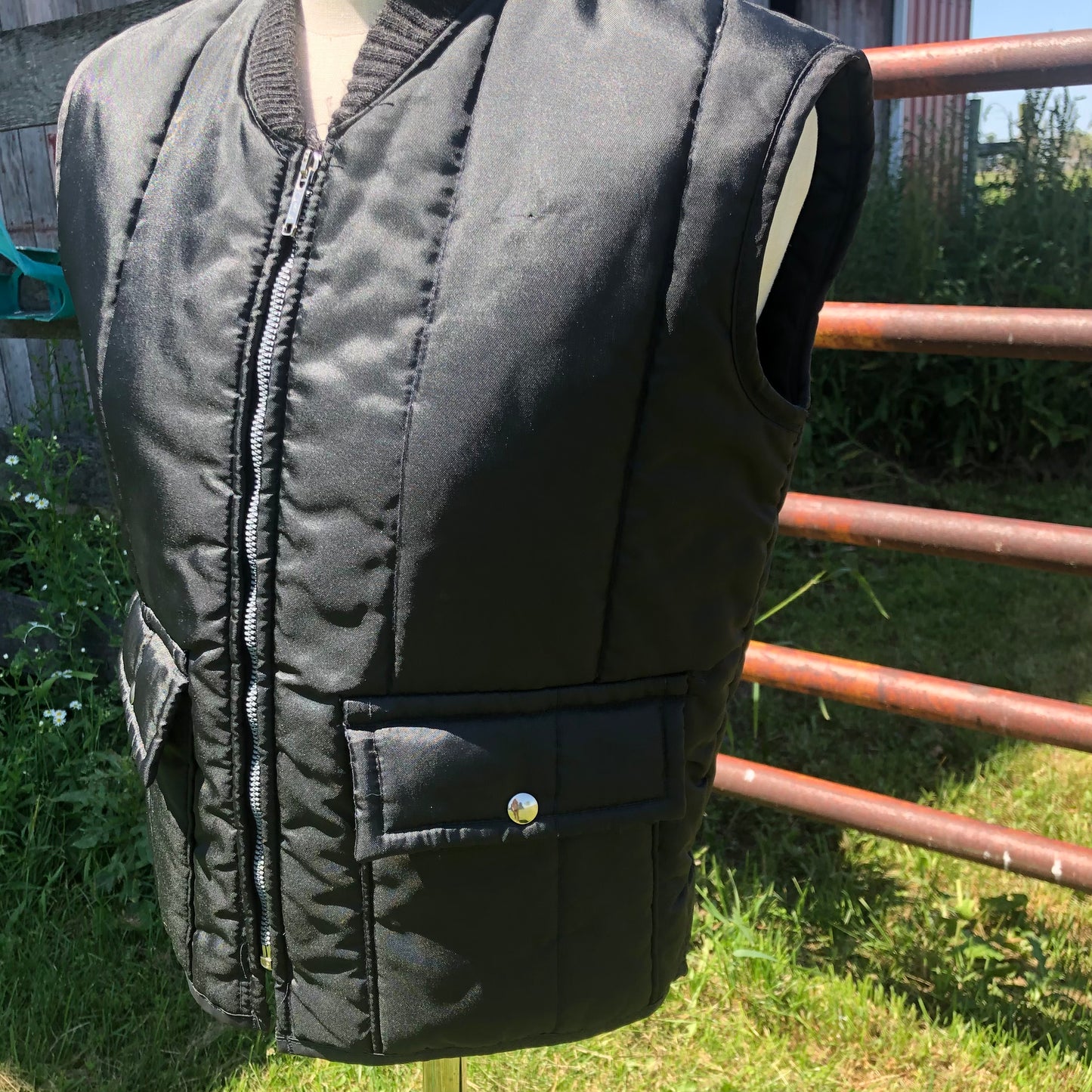 Vintage Walls Blizzard-Pruf Insulated Outerwear Vest | Made in USA