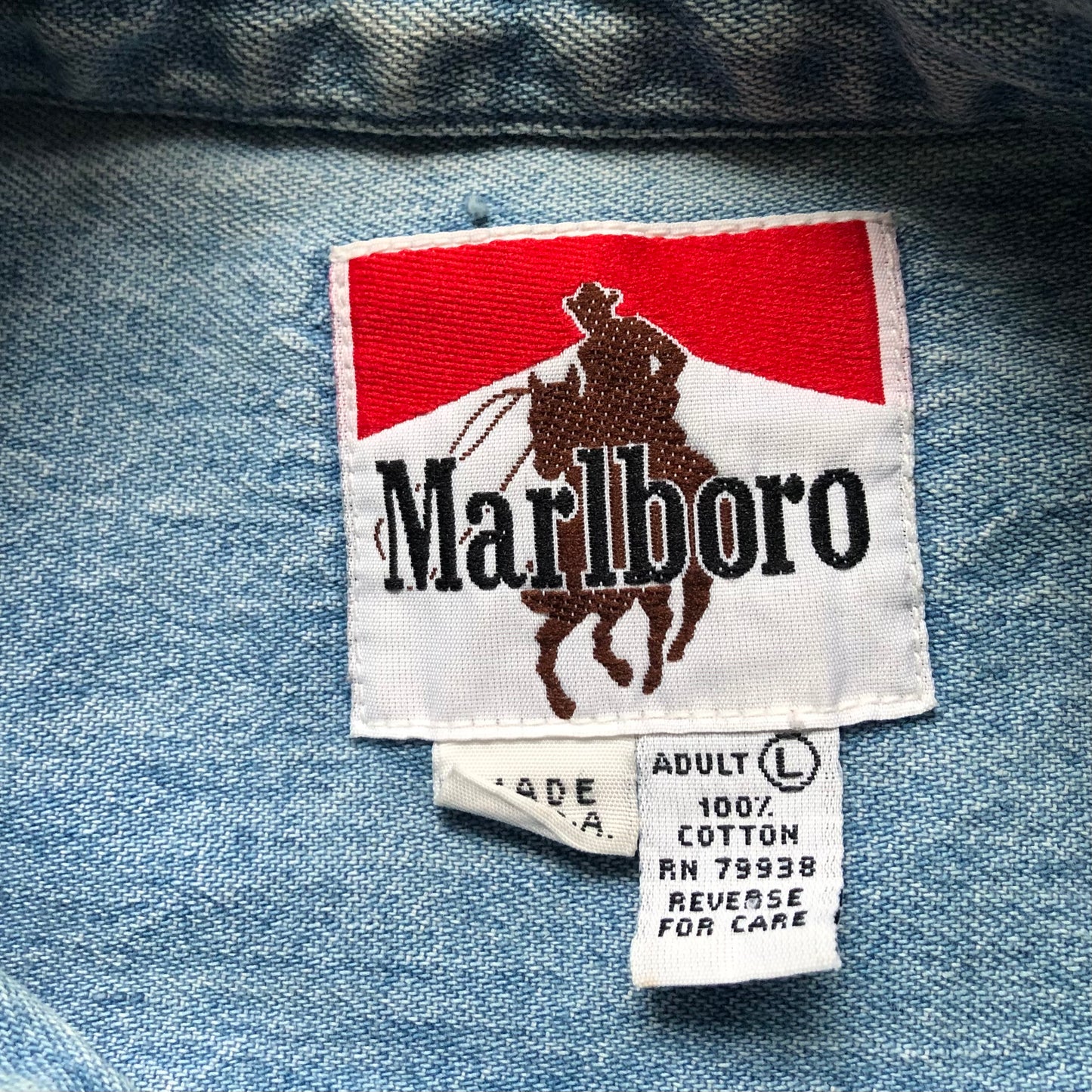 90’s Vintage Western Men’s Marlboro Denim Shirt | Made in USA