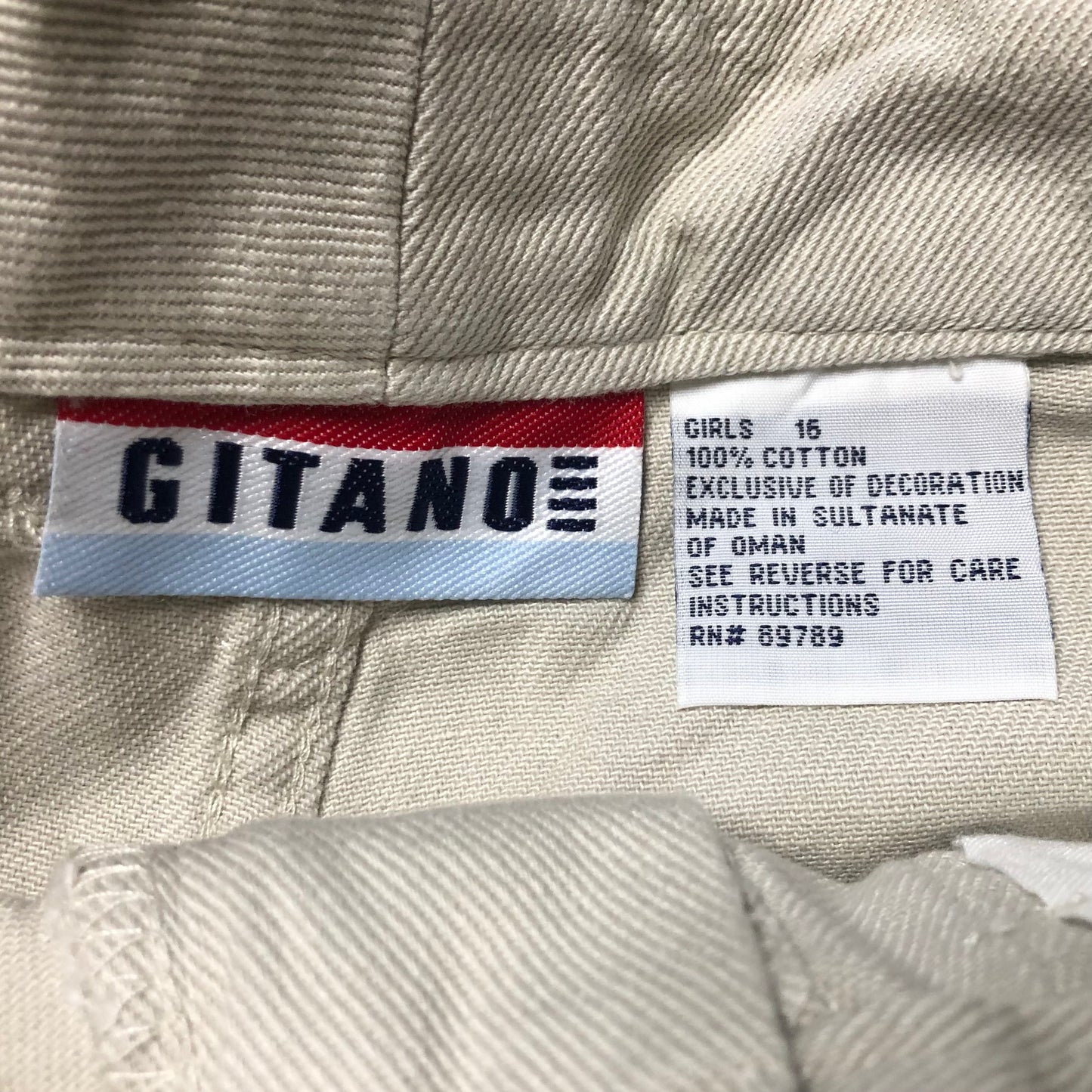 Gitano Shorts with Embroidered Flowers | NOS