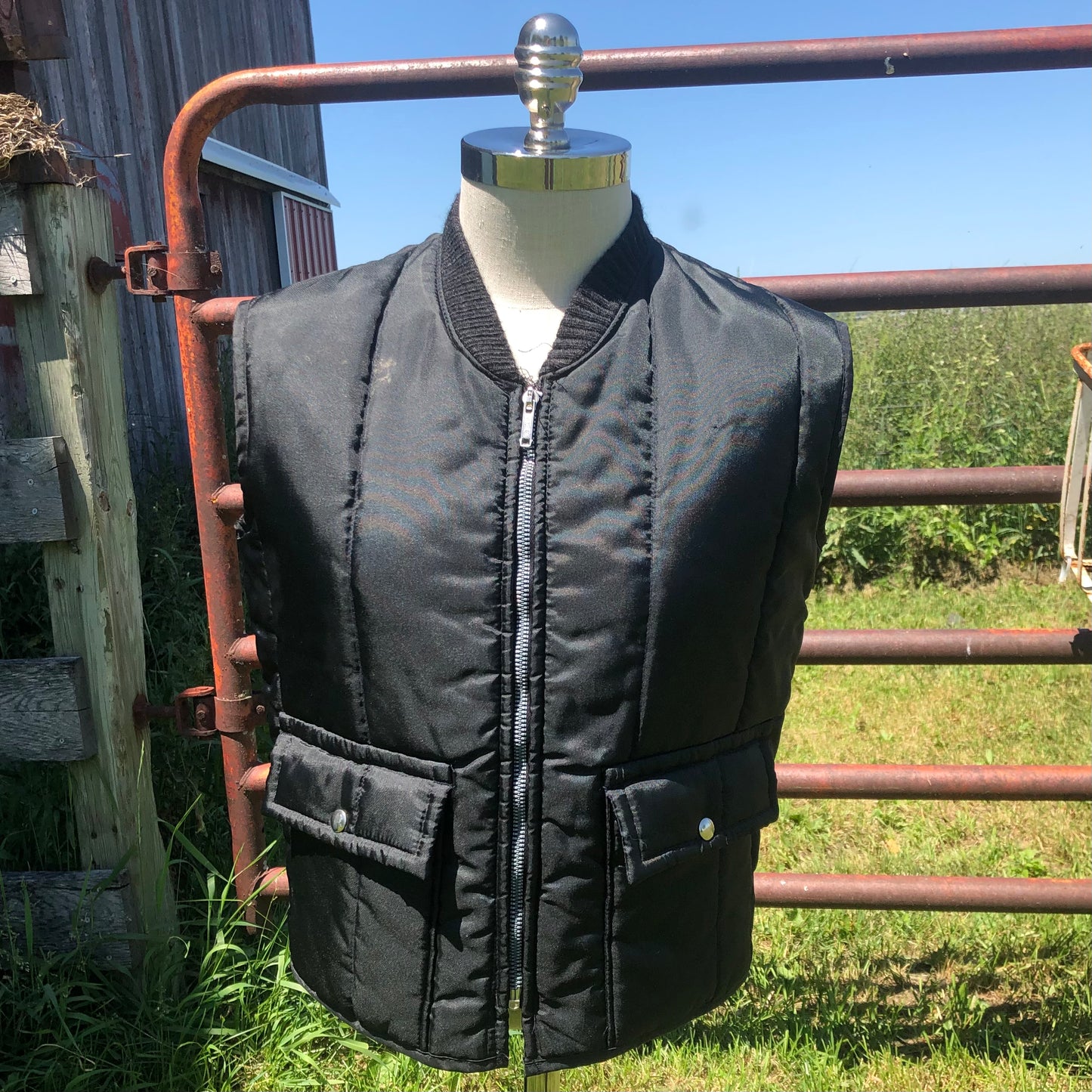 Vintage Walls Blizzard-Pruf Insulated Outerwear Vest | Made in USA