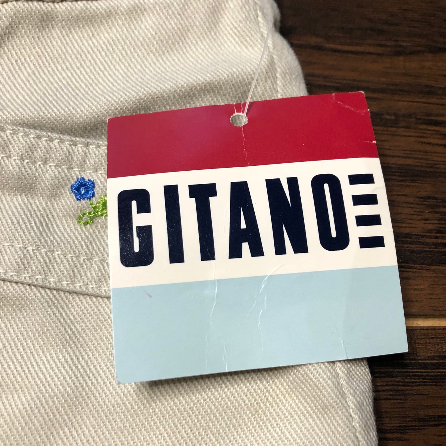 Gitano Shorts with Embroidered Flowers | NOS