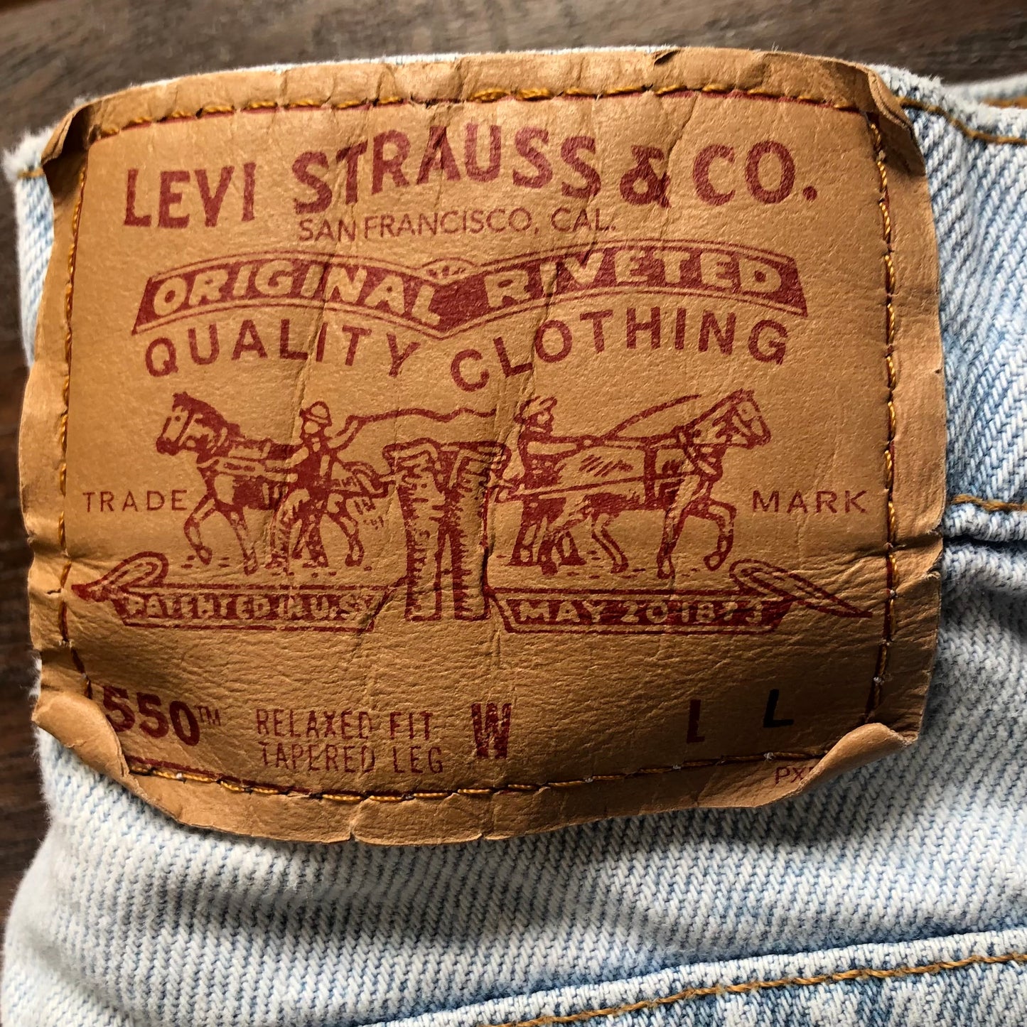 Vintage Women’s High Waisted 550 Levi’s Jeans Relaxed Fit Tapered Leg | Made in USA