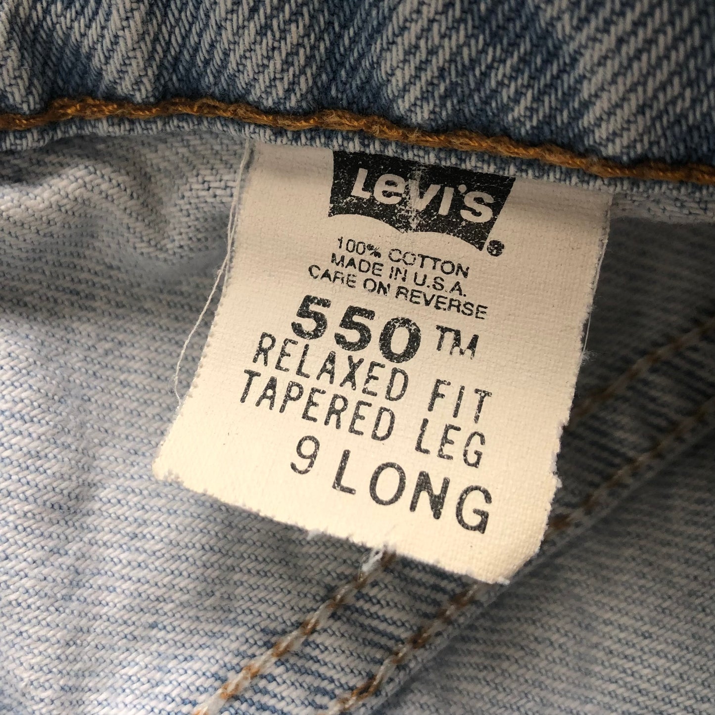 Vintage Women’s High Waisted 550 Levi’s Jeans Relaxed Fit Tapered Leg | Made in USA
