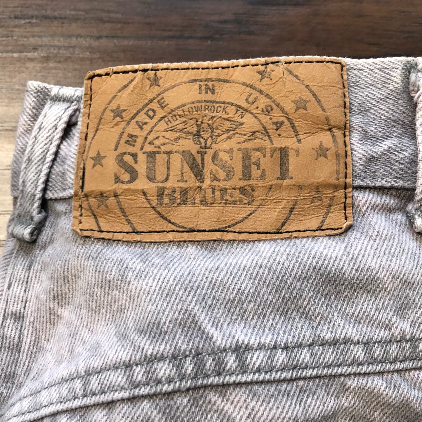 80’s Vintage Women’s Gray Sunset Blues High Waisted Tapered Leg Jeans