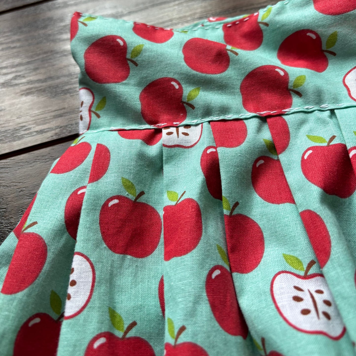 Handmade Apple Print Skirt | Teacher Core Midi Skirt | Novelty Print XS/S