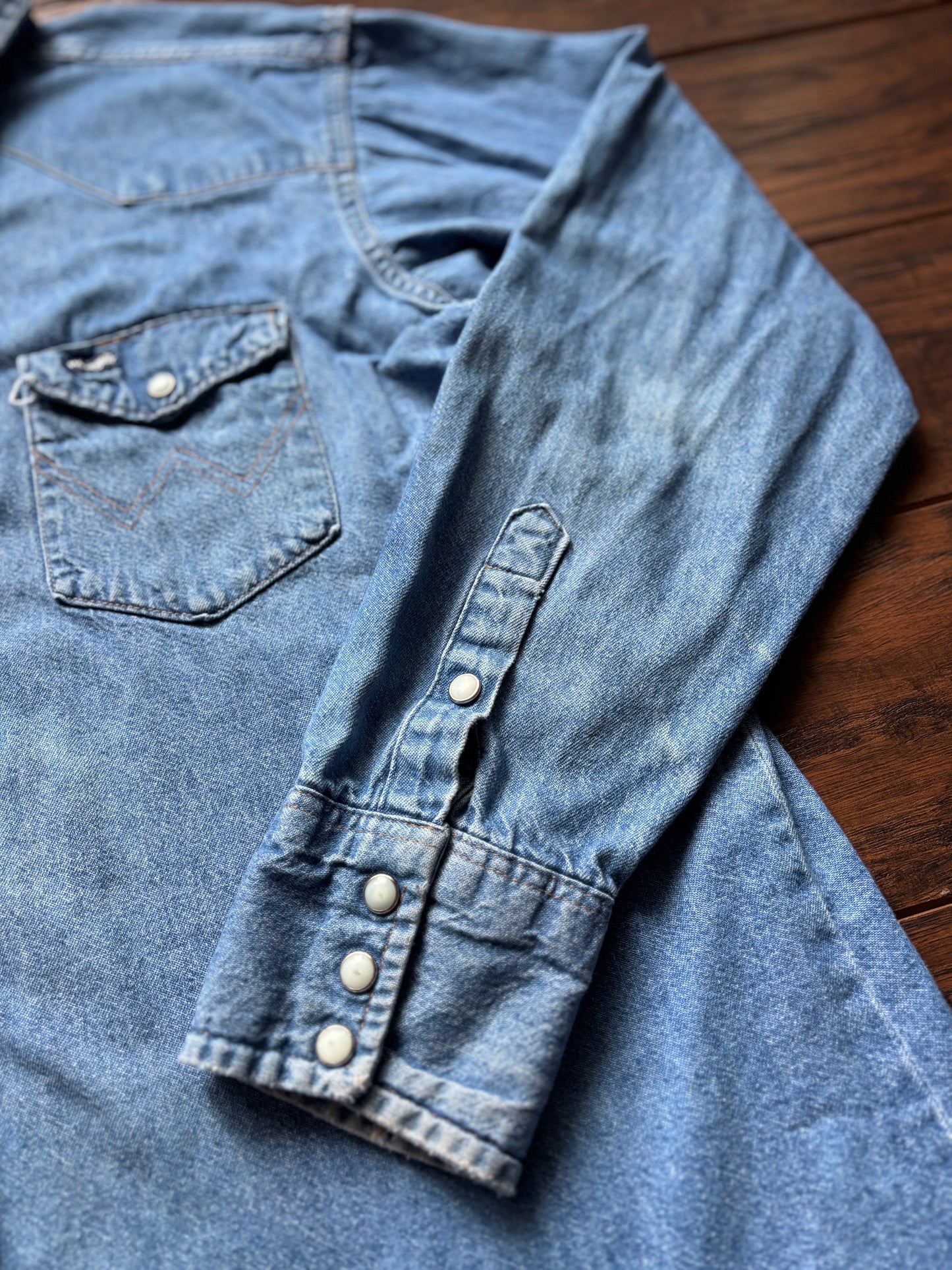 Vintage Wrangler Denim Western Shirt | Pearl Snap | Faded Blue Ranchwear