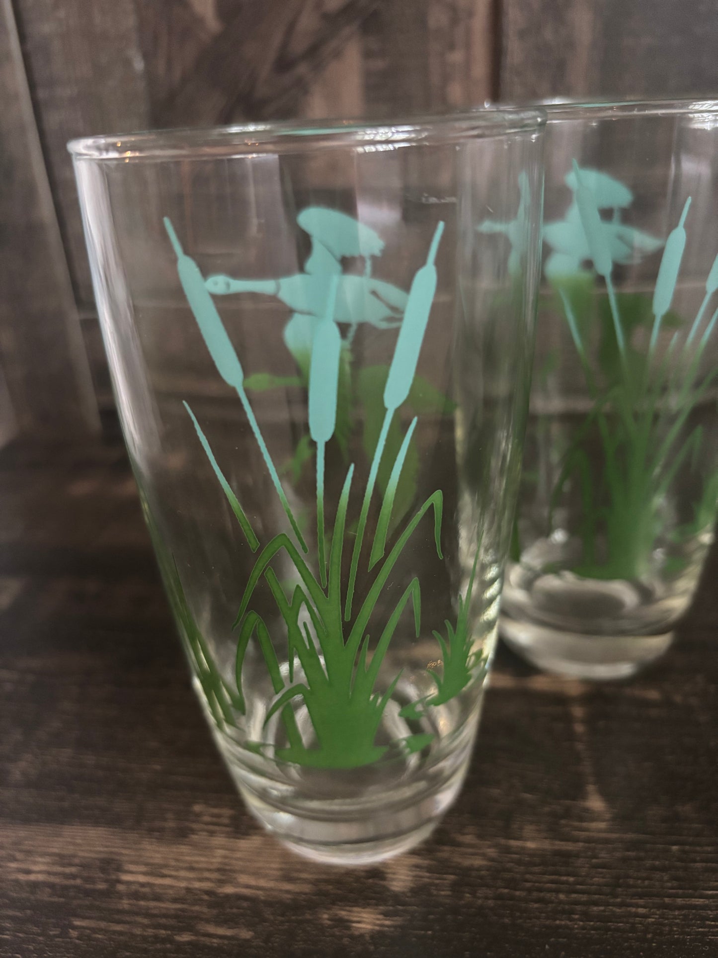 Vintage Flying Geese Drinking Glasses Set of 4 | Mid Century Waterfowl Tumblers | Cattails & Marsh Scene Barware