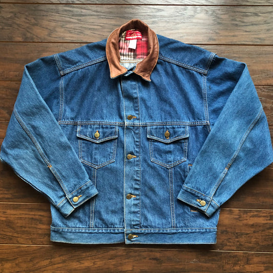 80’s Vintage Western Marlboro Country Store Denim Jacket with Leather Collar | Made in Taiwan