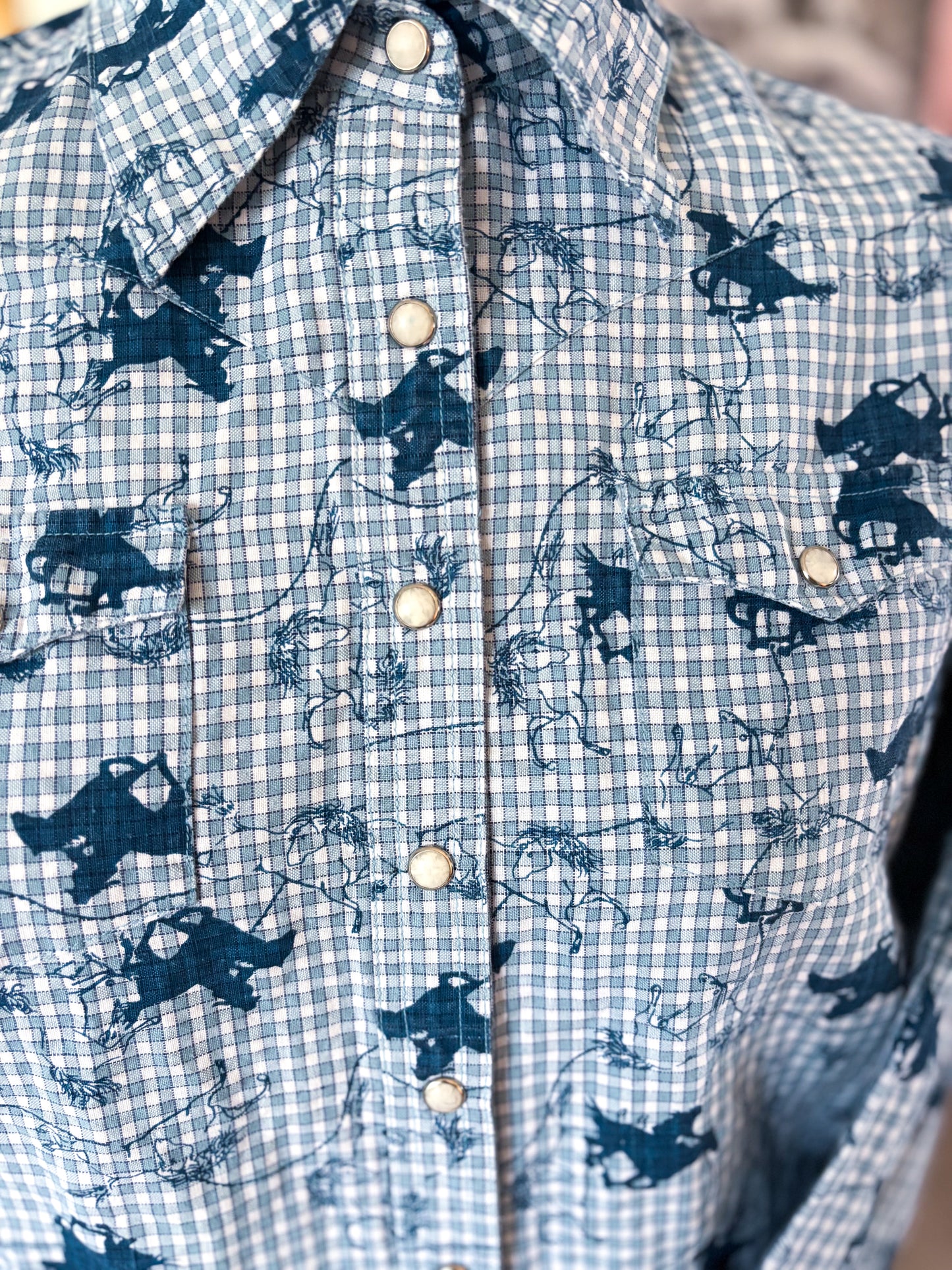 Vintage Women’s Wrangler Blues Western Shirt Horse Print Pearl Snap Blue Gingham