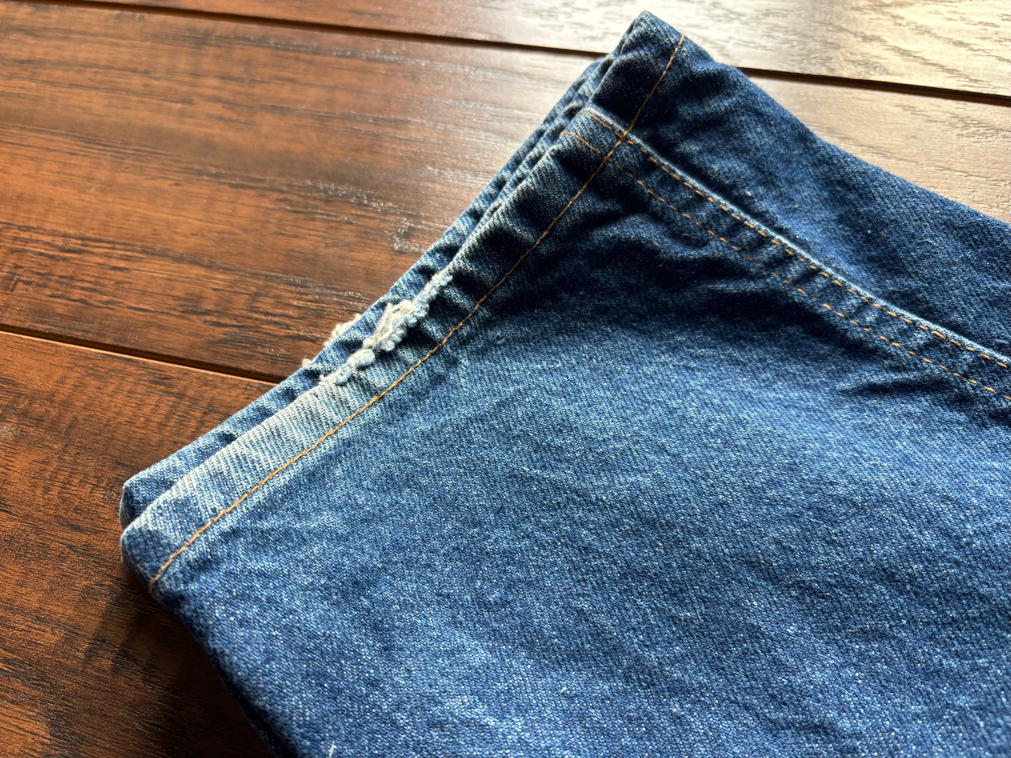 Vintage Western Women’s Ozark Mountain Jean Company Bareback Jeans with Western Trim