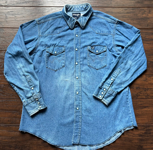 Vintage Wrangler Denim Western Shirt | Pearl Snap | Faded Blue Ranchwear