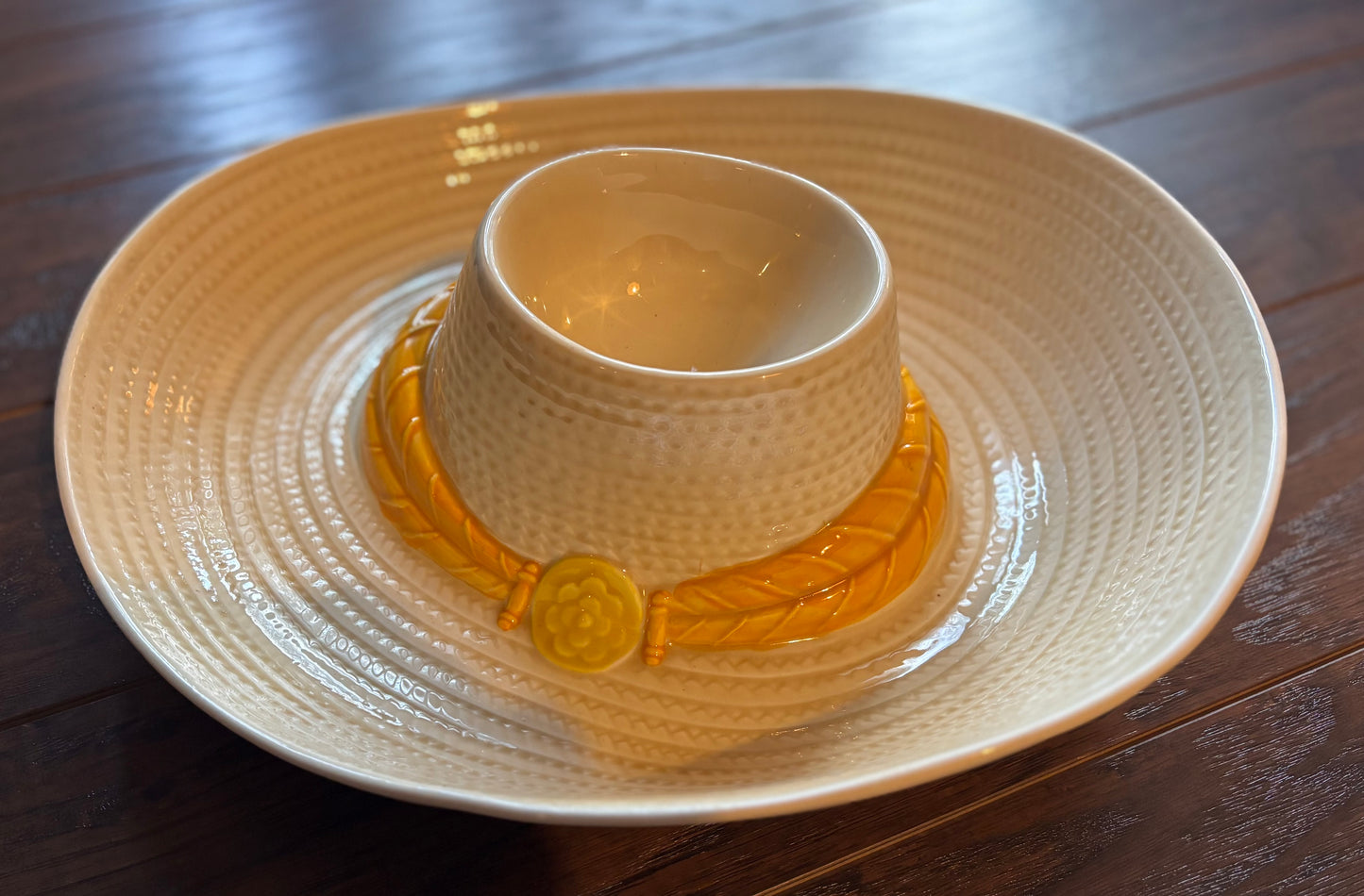 Vintage Mid Century Metlox California Chip and Dip Dish | Woven Hat Serving Bowl | Yellow Ribbon Ceramic Party Dish
