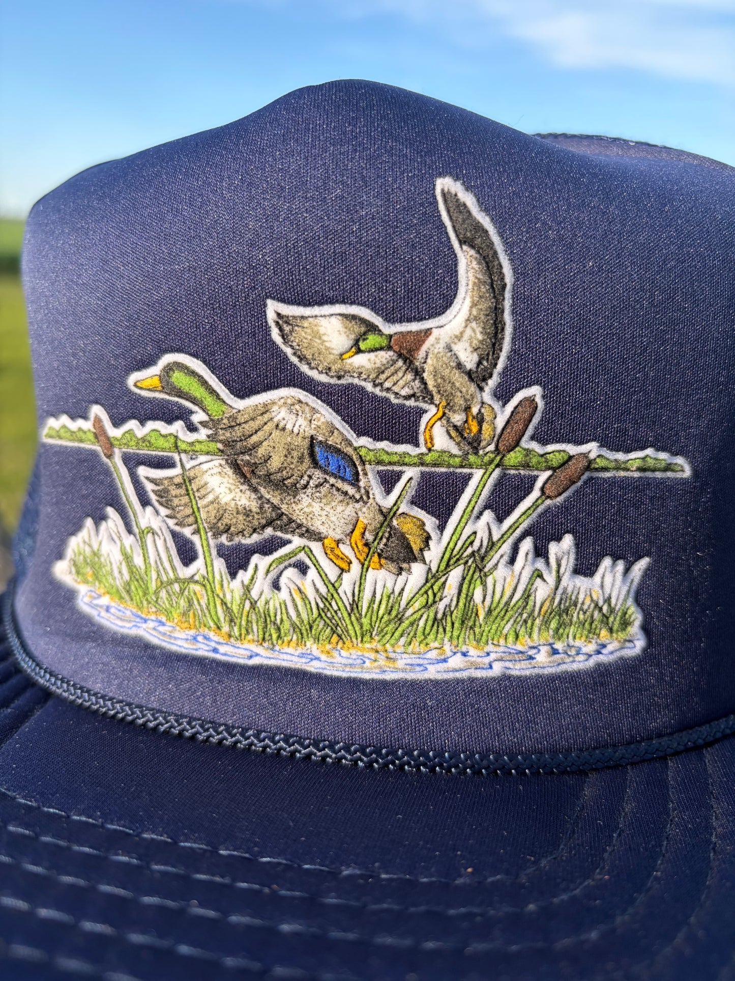 Vintage 80s Mallard Duck Trucker Hat Navy Blue Mesh Snapback Hunting Marsh Outdoors Cap Made in Taiwan