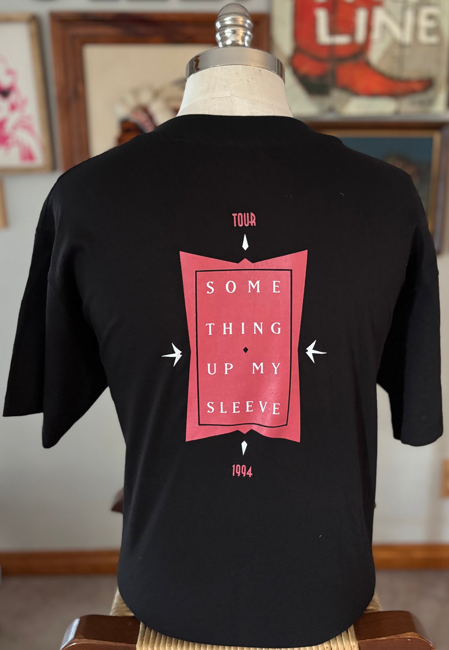 Vintage 1994 Suzy Bogguss “Something Up My Sleeve” Tour T-Shirt USA Made Hanes Country Concert Large