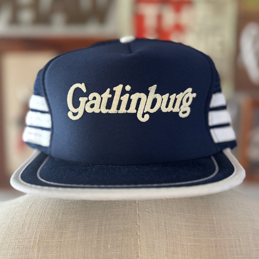 Vintage Gatlinburg Trucker Hat 70s 80s Souvenir Cap | Navy Mesh Foam Front | Tennessee Tourist Snapback