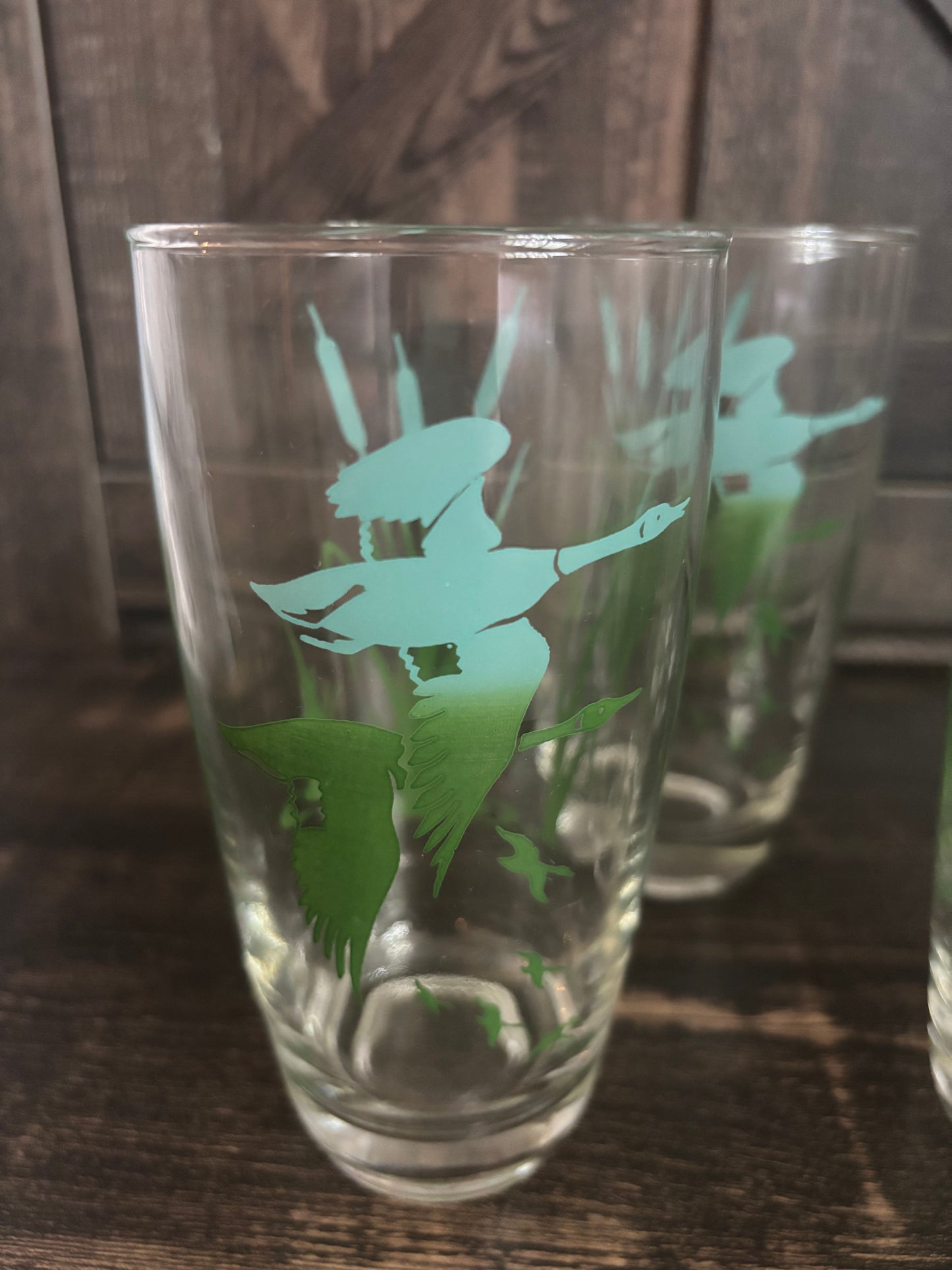Vintage Flying Geese Drinking Glasses Set of 4 | Mid Century Waterfowl Tumblers | Cattails & Marsh Scene Barware