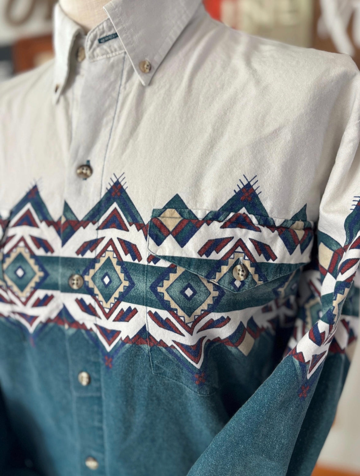 Vintage 1990s Pure Country Southwestern Button Down