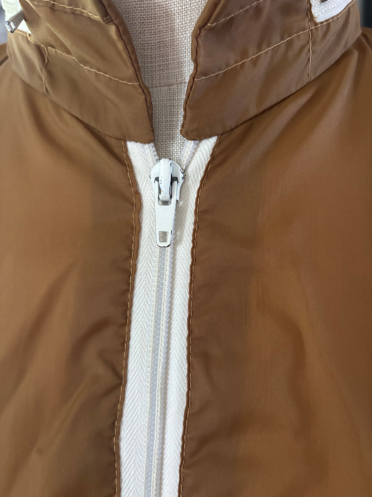 Vintage 1970s Bultaco Dirt Digger Patch Mens Medium Sears Nylon Motocross Racing Windbreaker Made in Japan Brown White Zip Motorcycle