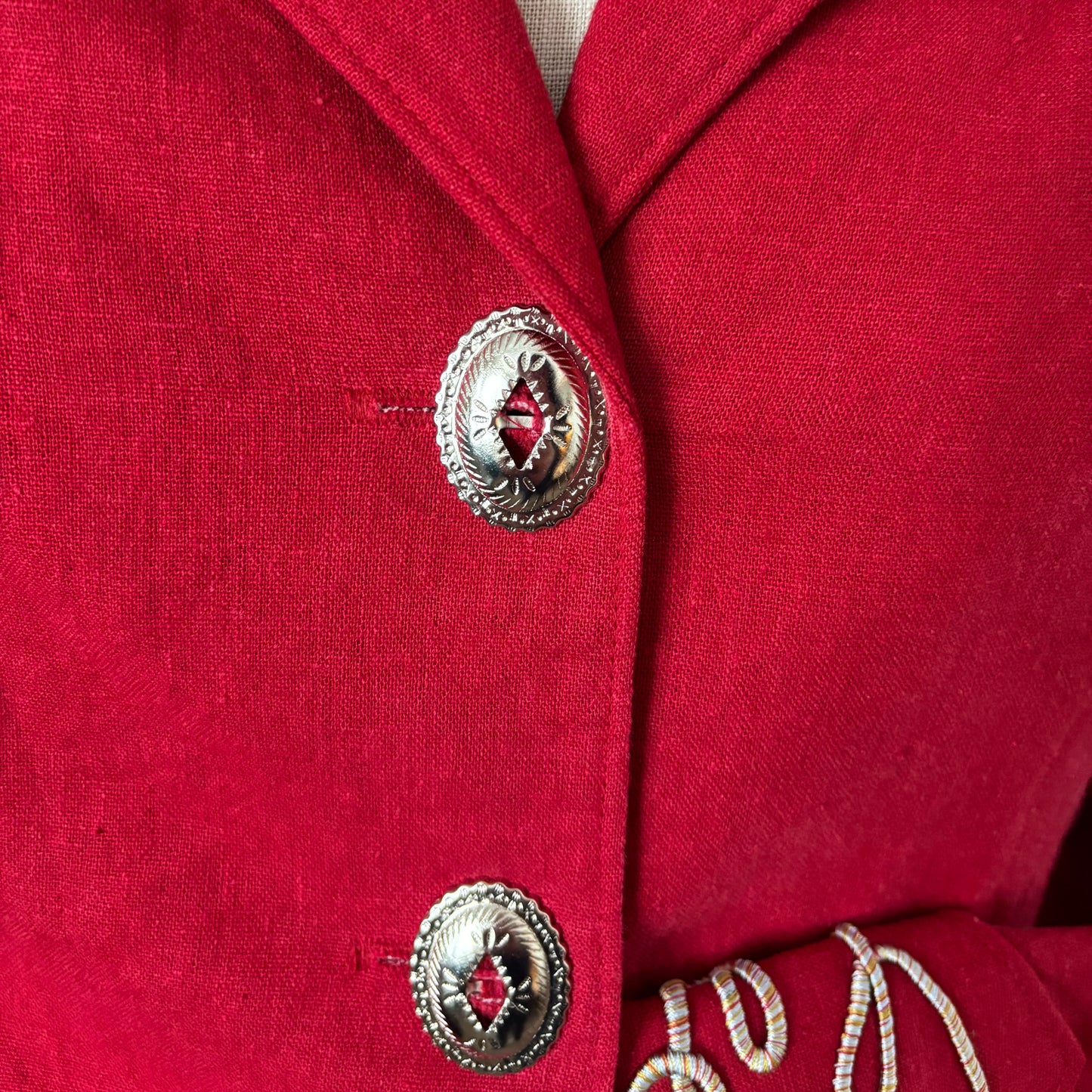 Vintage Western Women’s Red Cropped Blazer Jacket | Concho Buttons Rope Embroidered | Medium