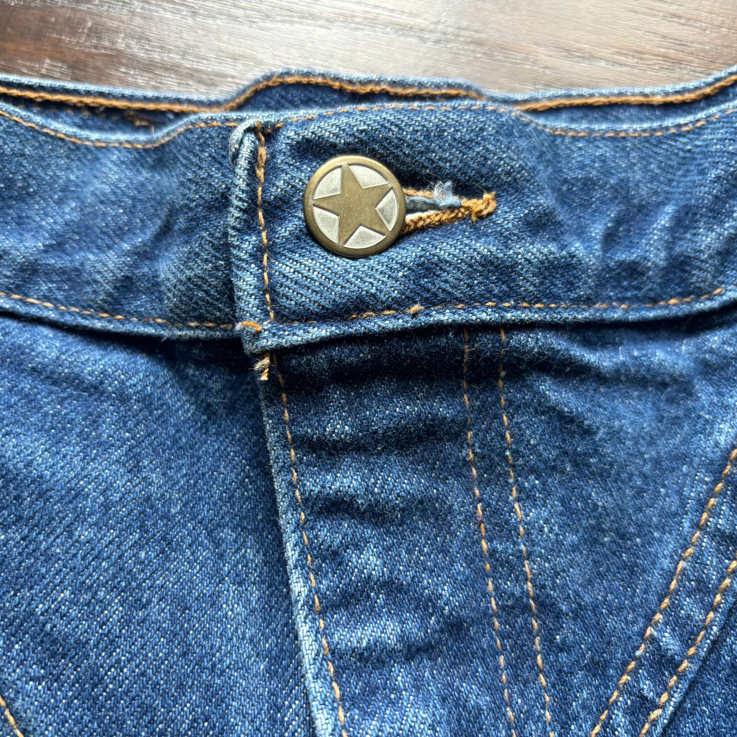 Vintage Western Women’s Ozark Mountain Jean Company Bareback Jeans with Western Trim