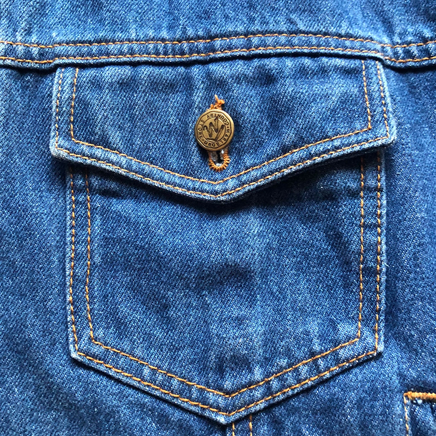 80’s Vintage Western Marlboro Country Store Denim Jacket with Leather Collar | Made in Taiwan